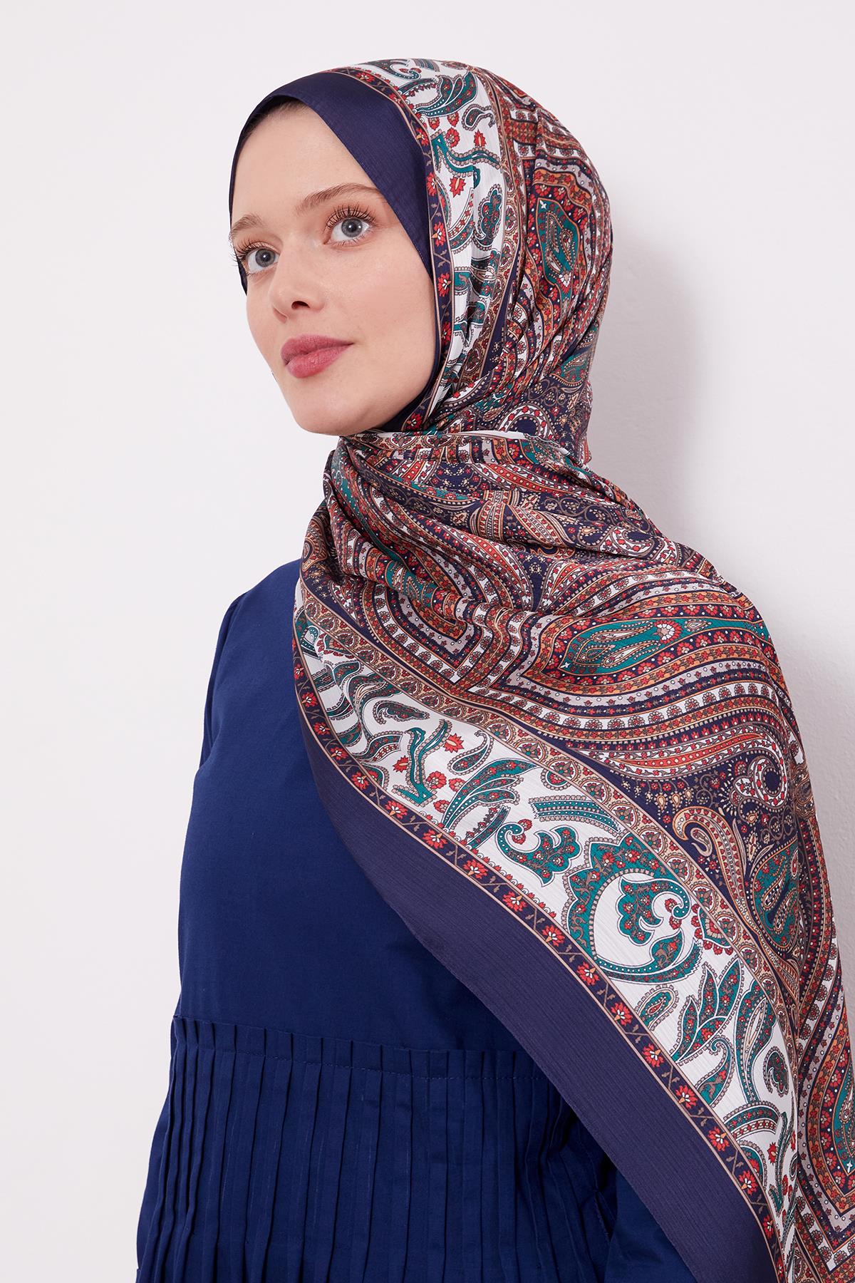 Fivescarf Lacivert-Kırmızı Etnik Desen Brand Şal