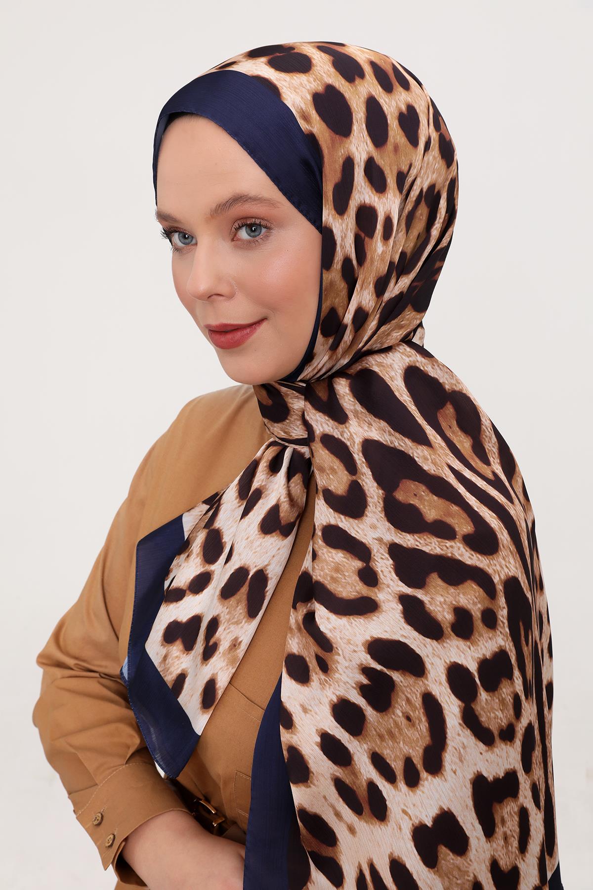 Fivescarf Lacivert Leopar Desen Brand Şal