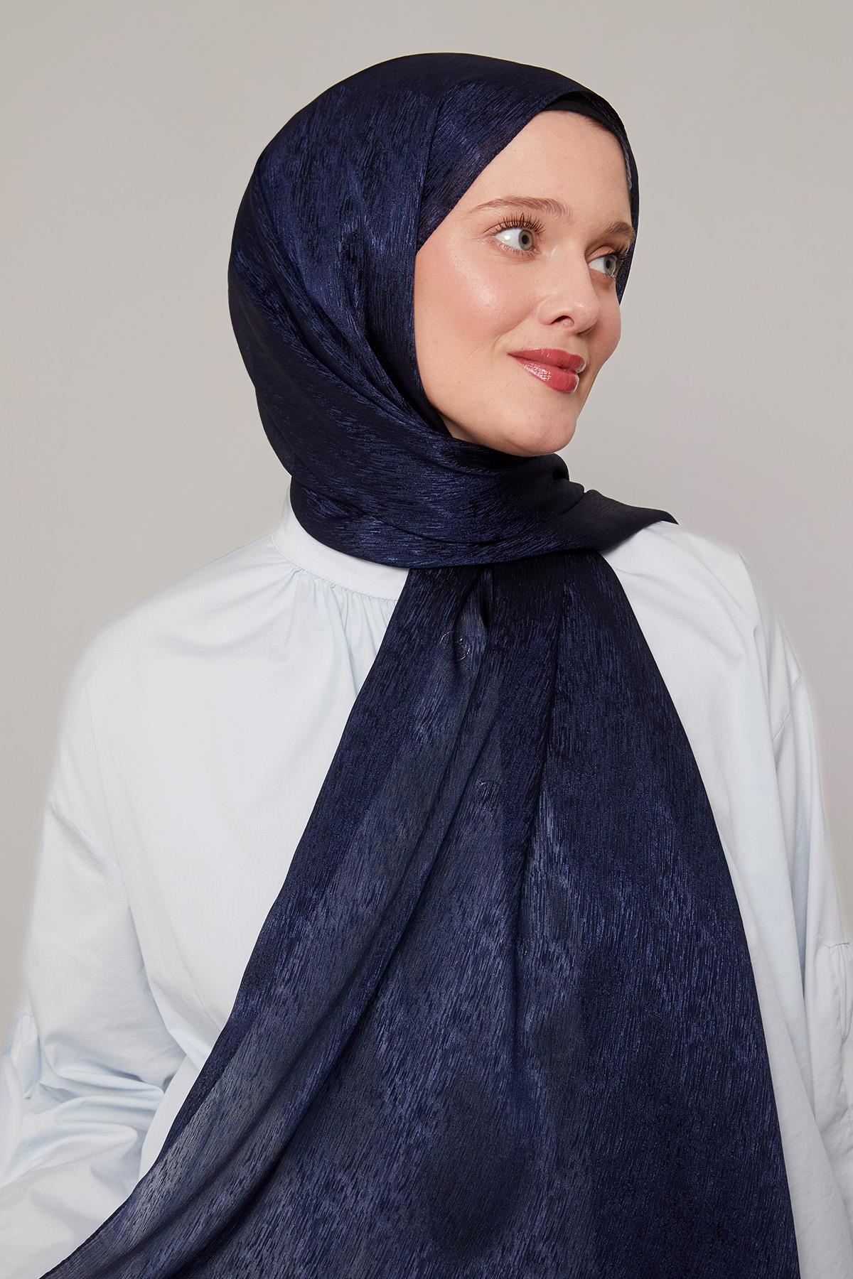 Fivescarf Lacivert Simli Diamond Şal