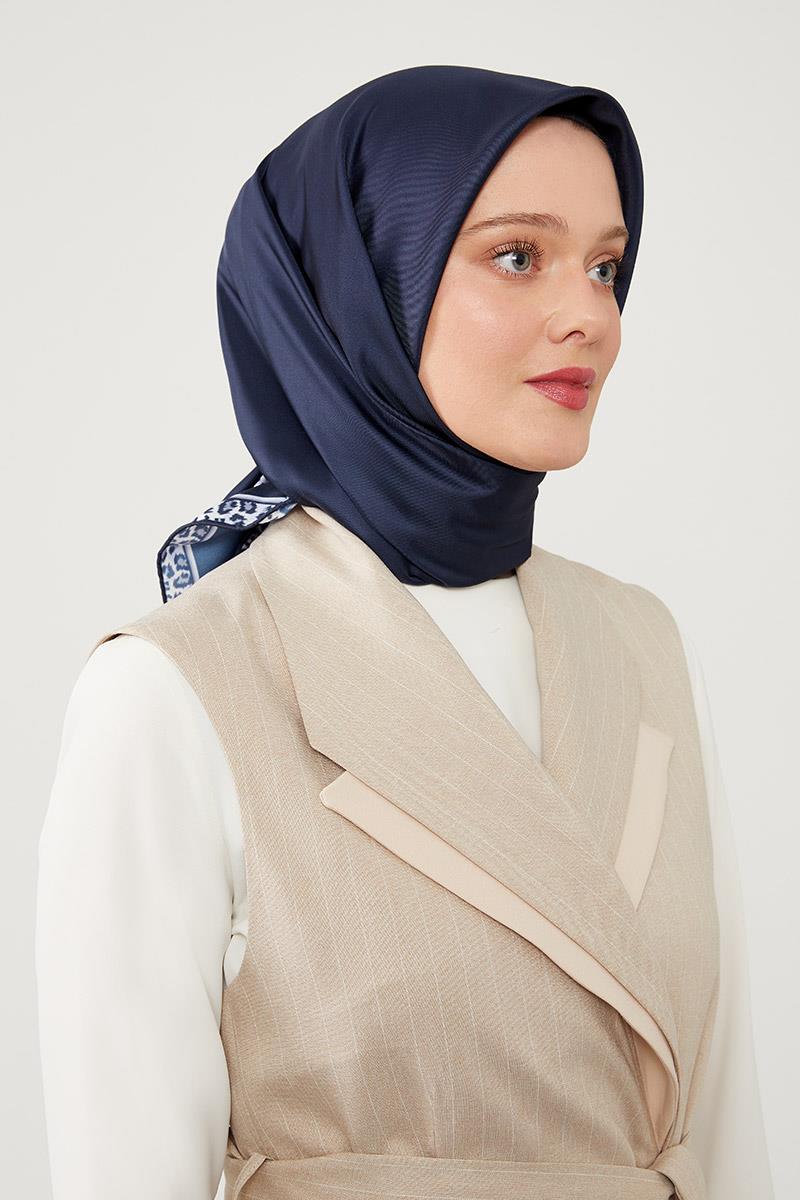 Fivescarf Lacivert Twill Digital Eşarp