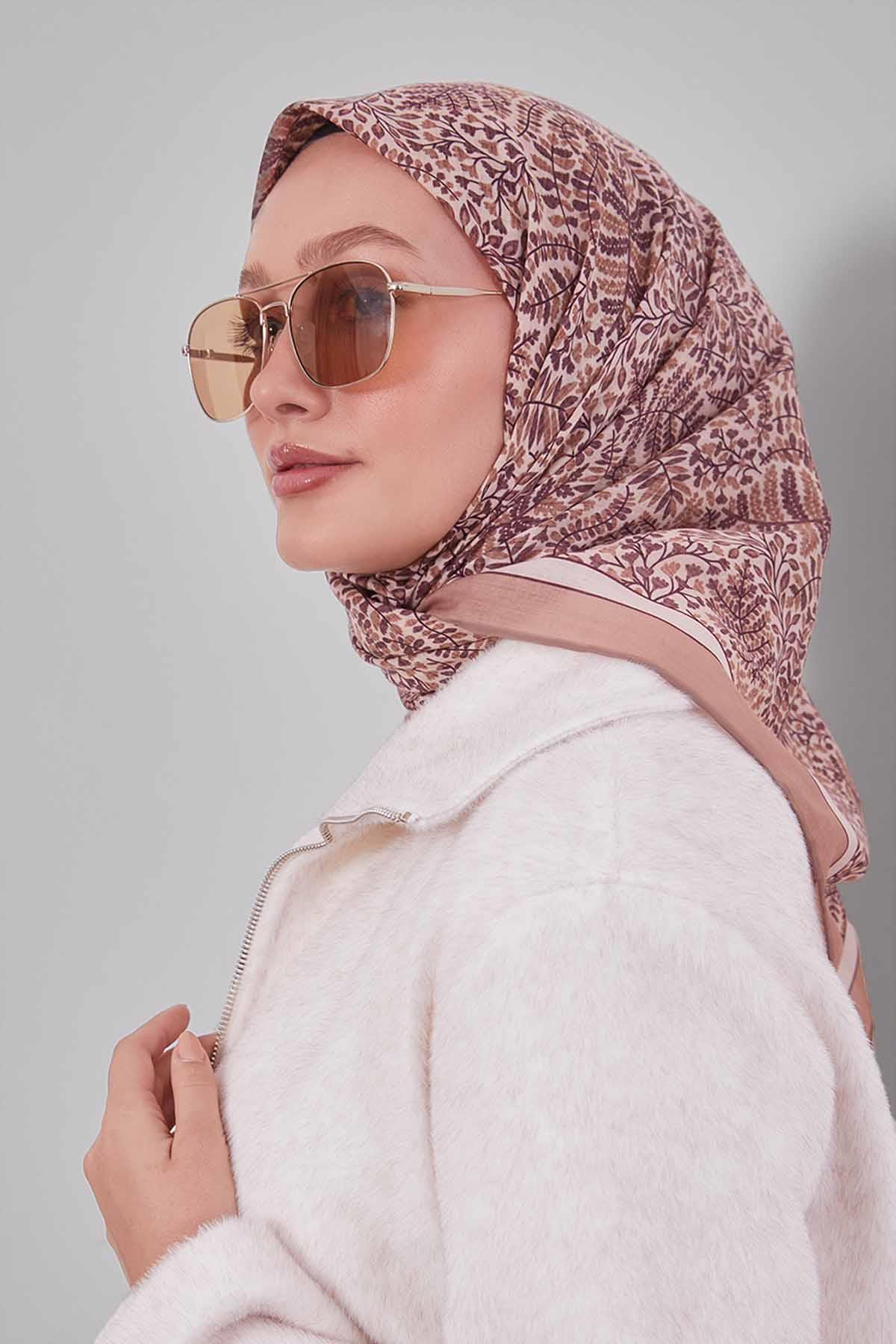Fivescarf Latte Mini Yaprak Desen Silk Coton Eşarp