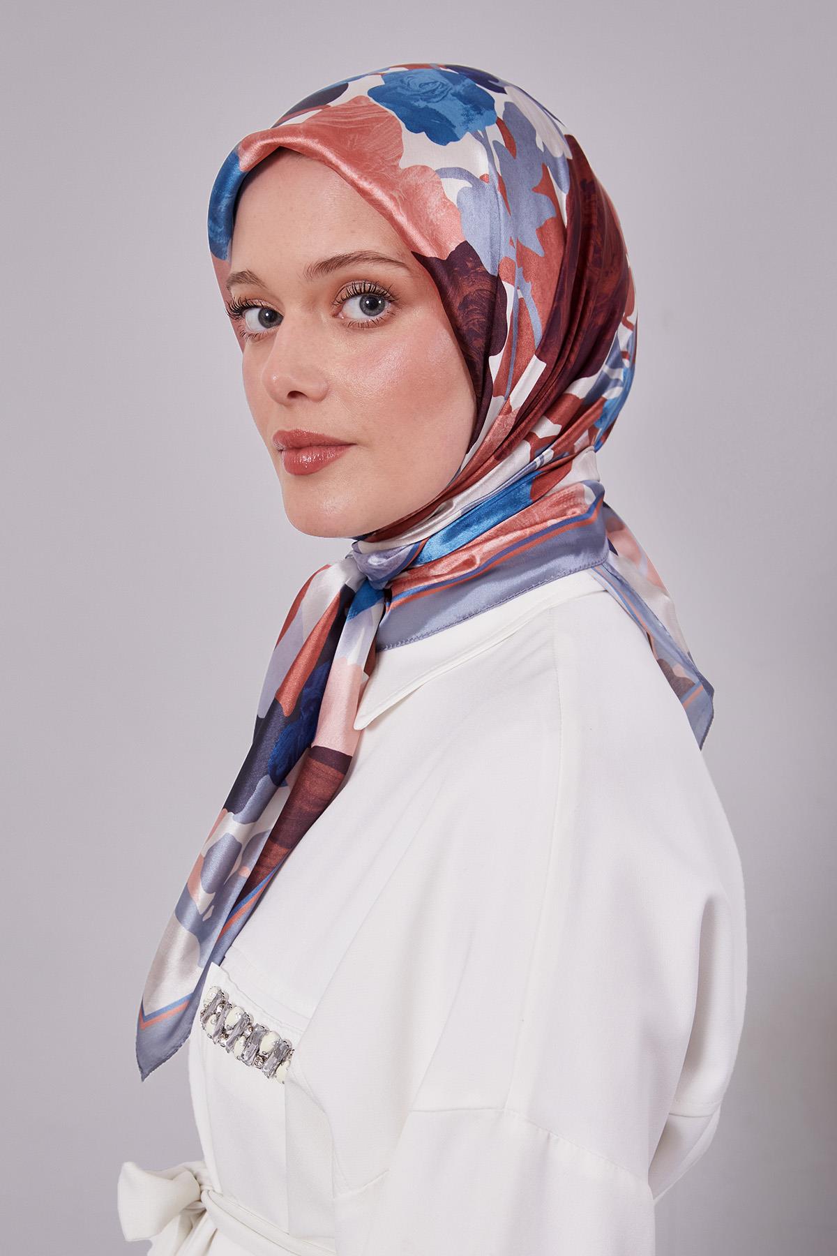 Fivescarf Mavi-İndigo Gül Desen Kristal Eşarp