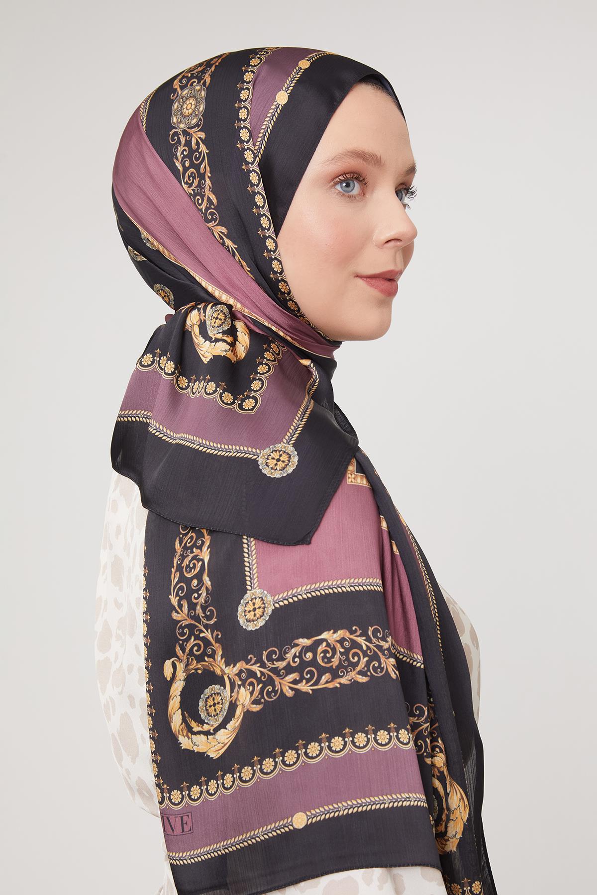 Fivescarf Menekşe Varak İşlemeli Brand Şal