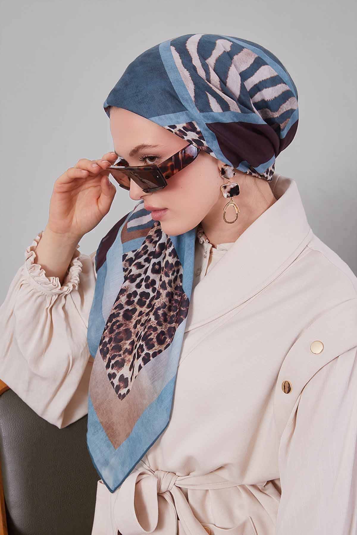Fivescarf Mint Yeşili Kenar Leopar Desenli Slik Coton Eşarp
