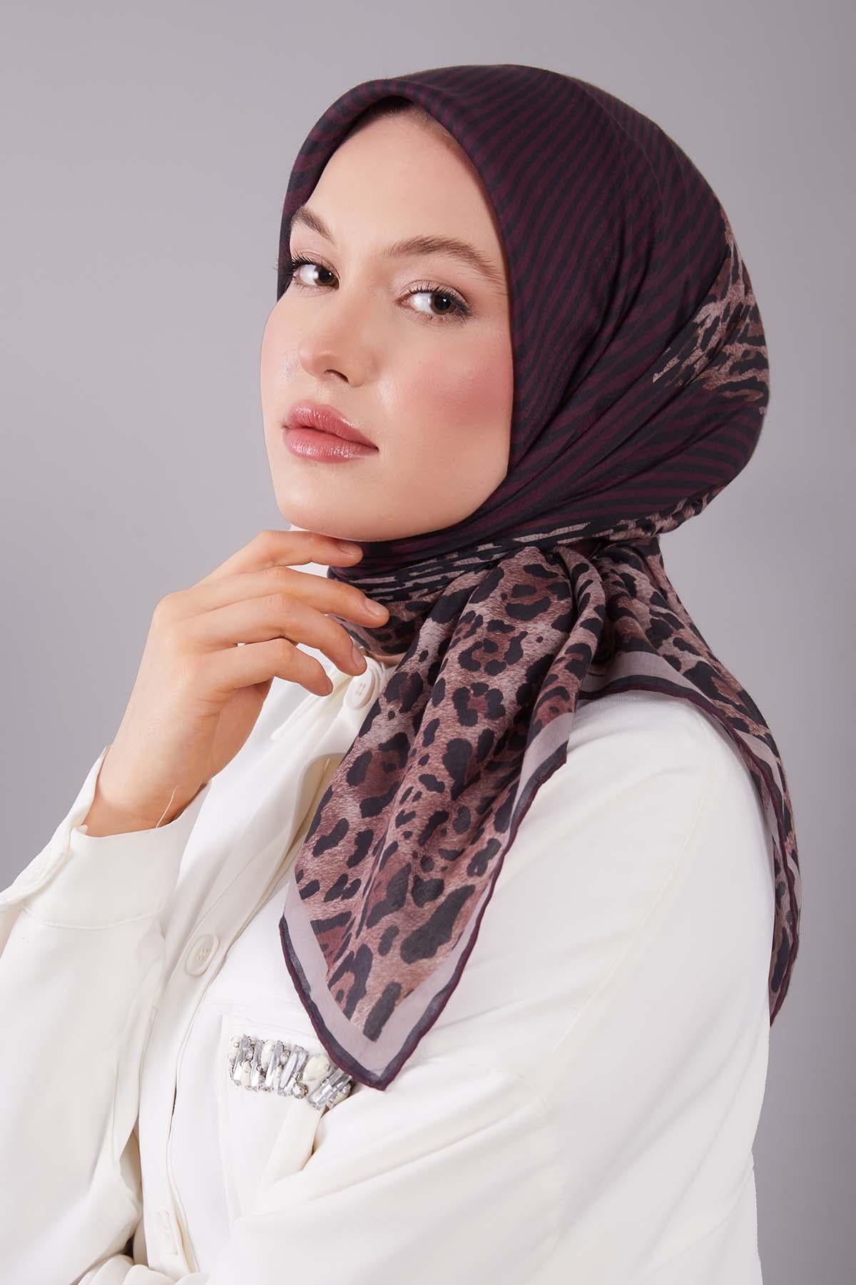 Fivescarf Mürdüm Leopar Desen Silk Coton Eşarp