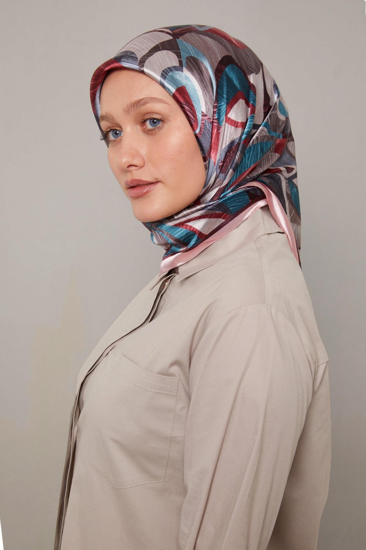 Fivescarf Pembe Çiçek Desen Kristal Eşarp