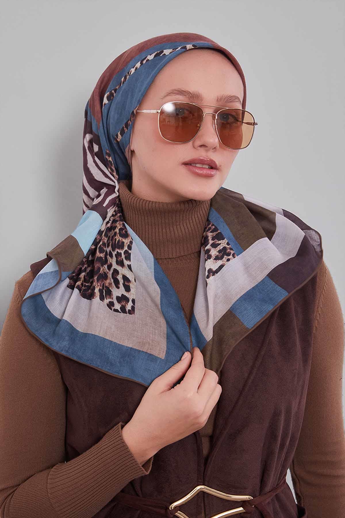 Fivescarf Petrol Mavi Kenar Leopar Desenli Slik Coton Eşarp