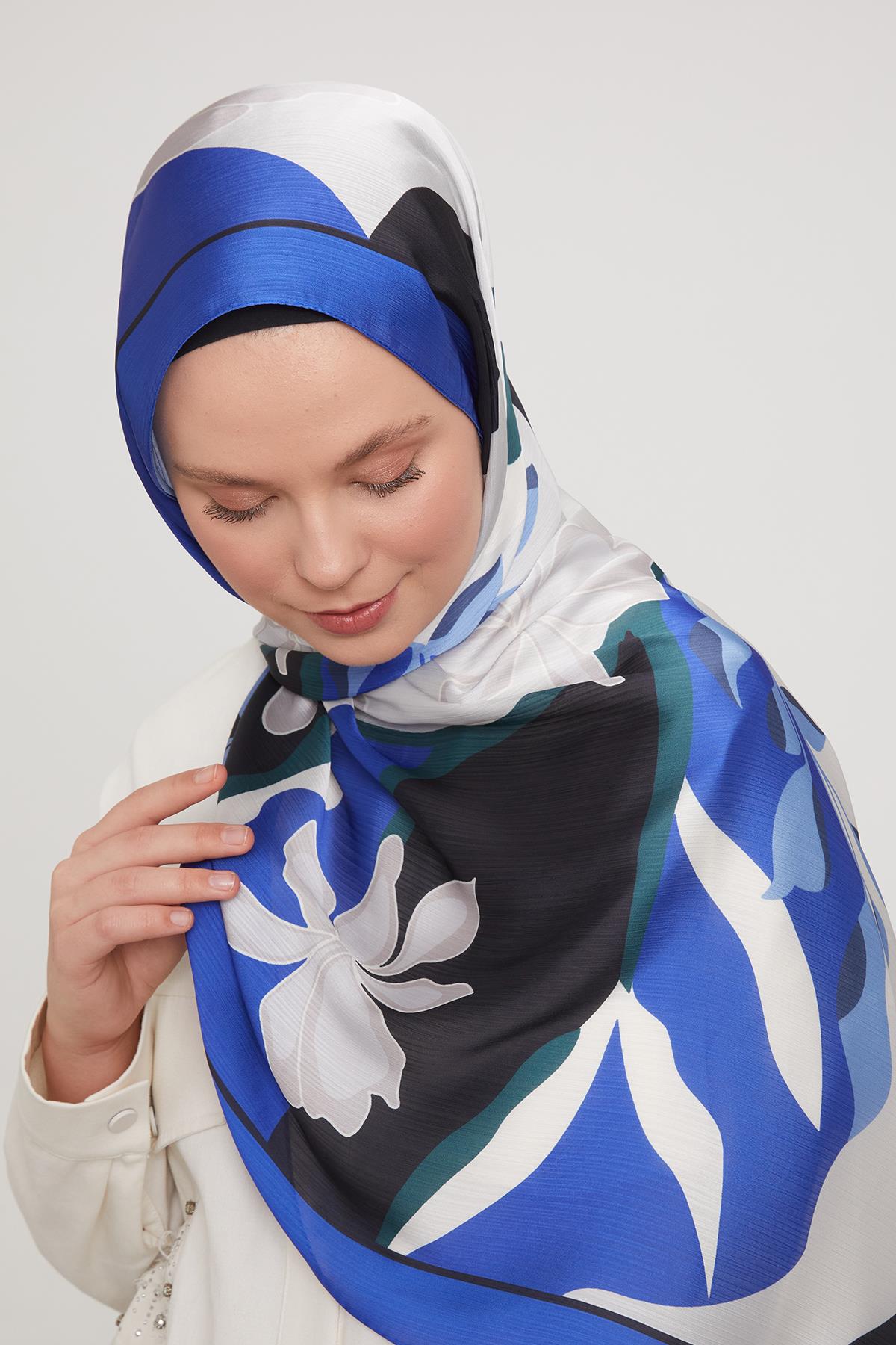 Fivescarf Saks Soyut Çiçek Desen Brand Şal
