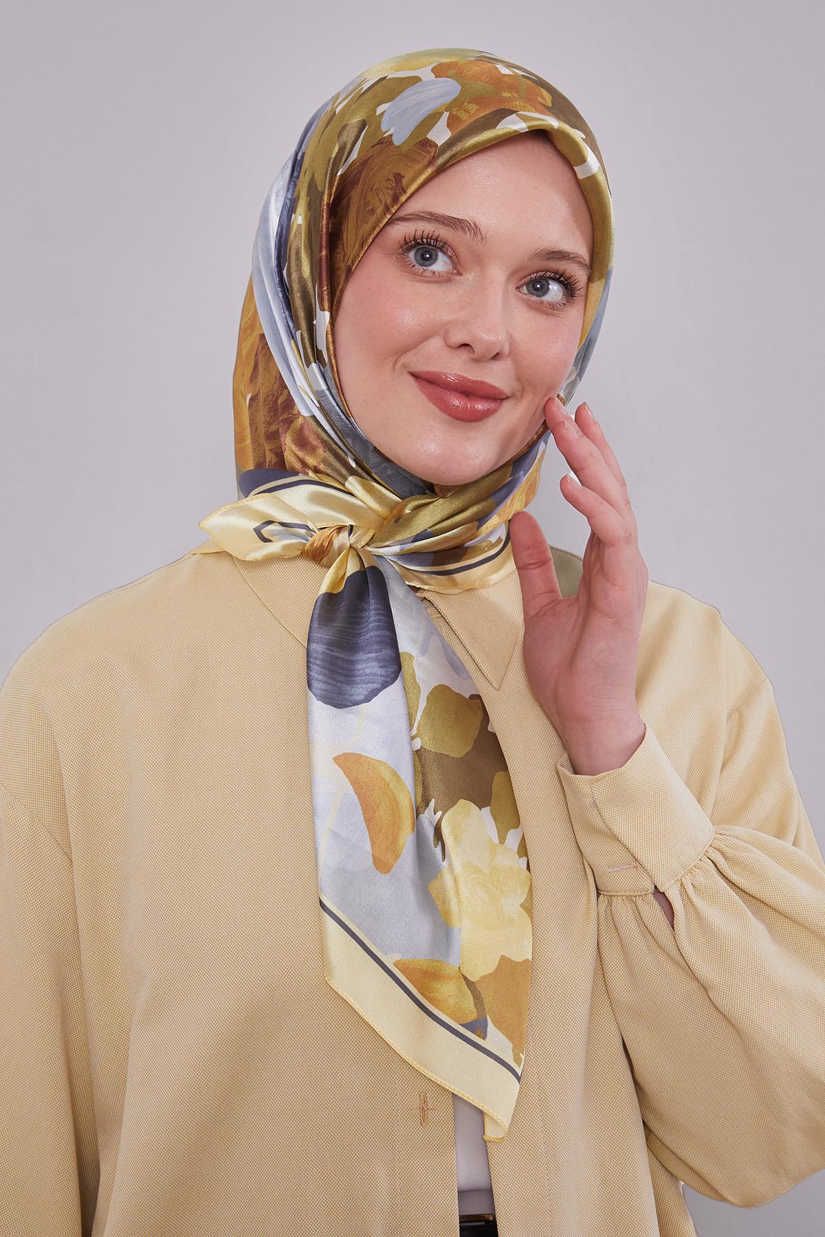 Fivescarf Sarı Gül Desen Kristal Eşarp