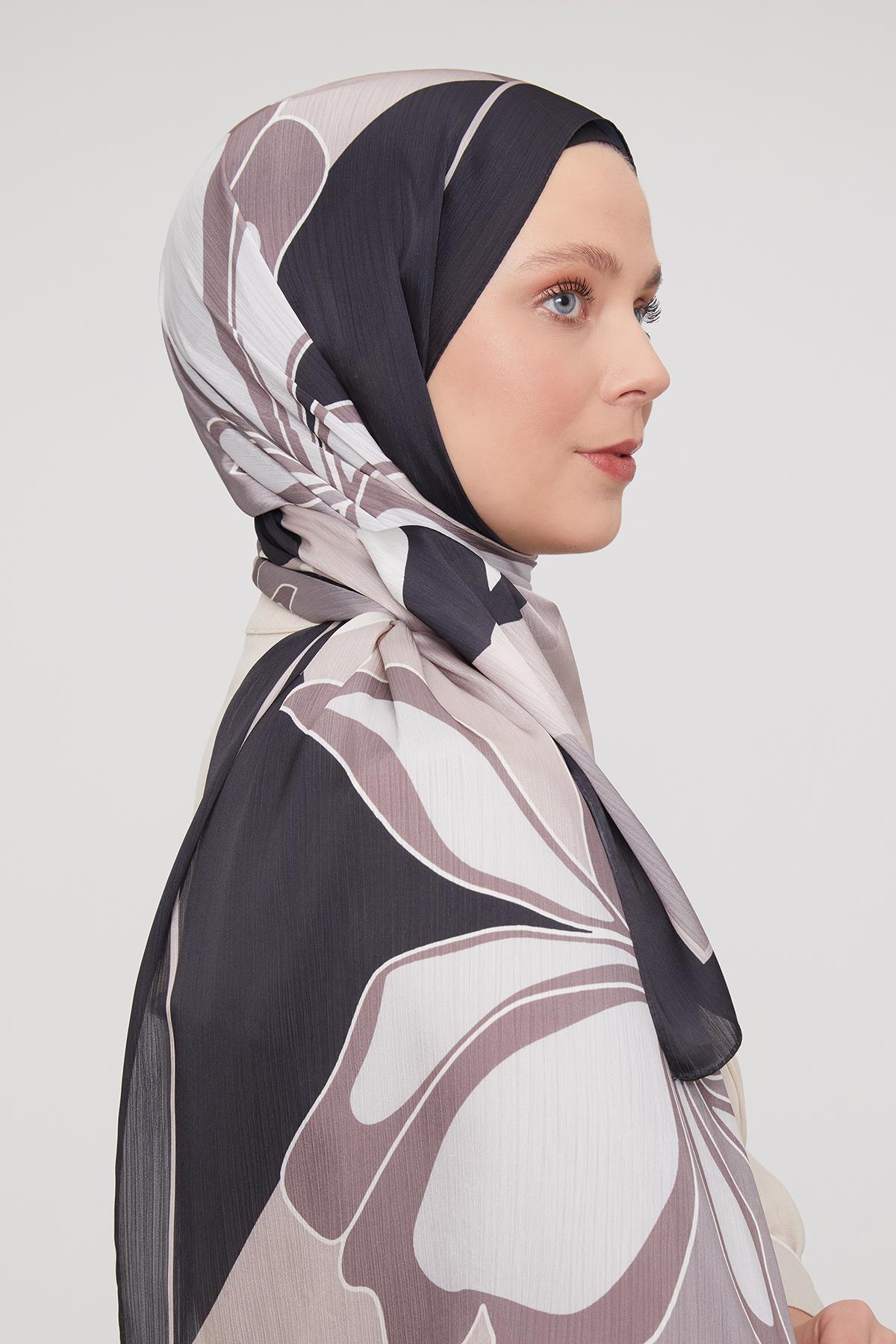 Fivescarf Siyah-Bej Soyut Çiçek Desen Brand Şal
