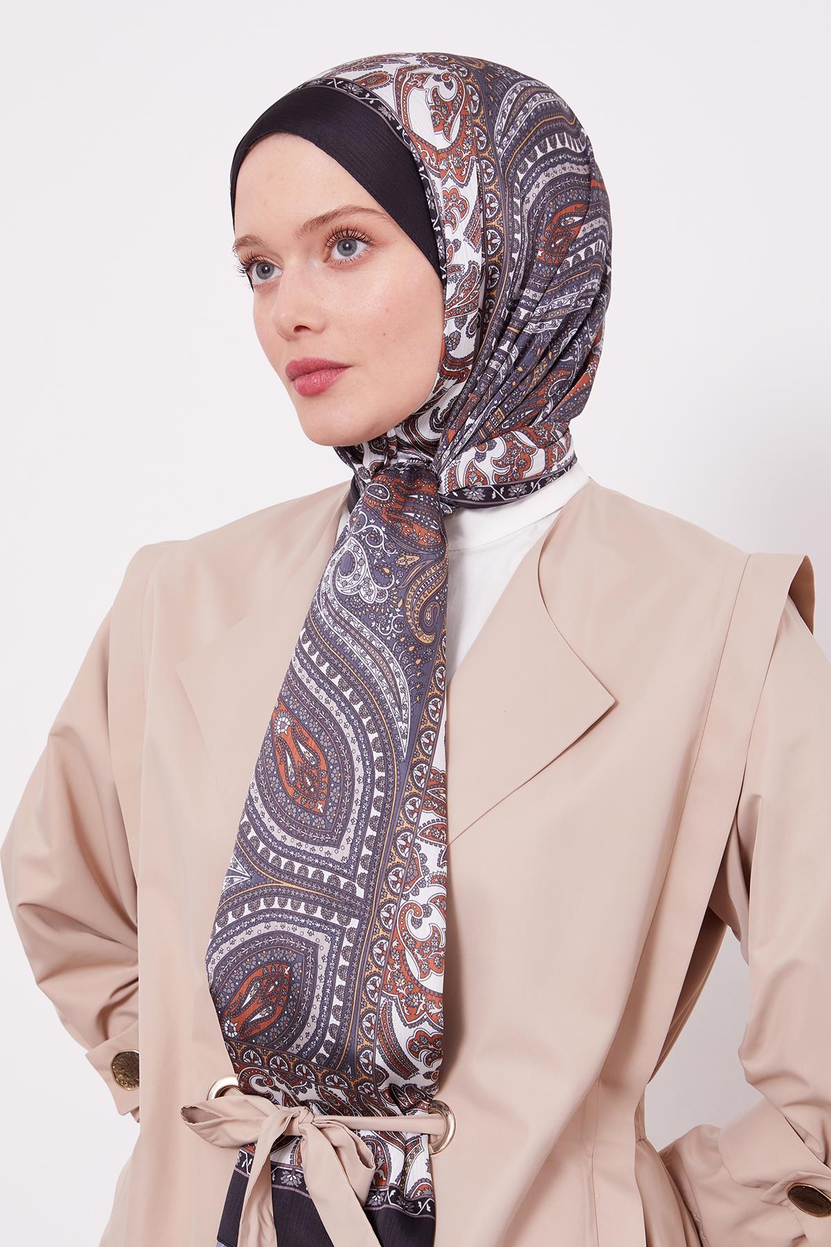 Fivescarf Siyah Etnik Desen Brand Şal