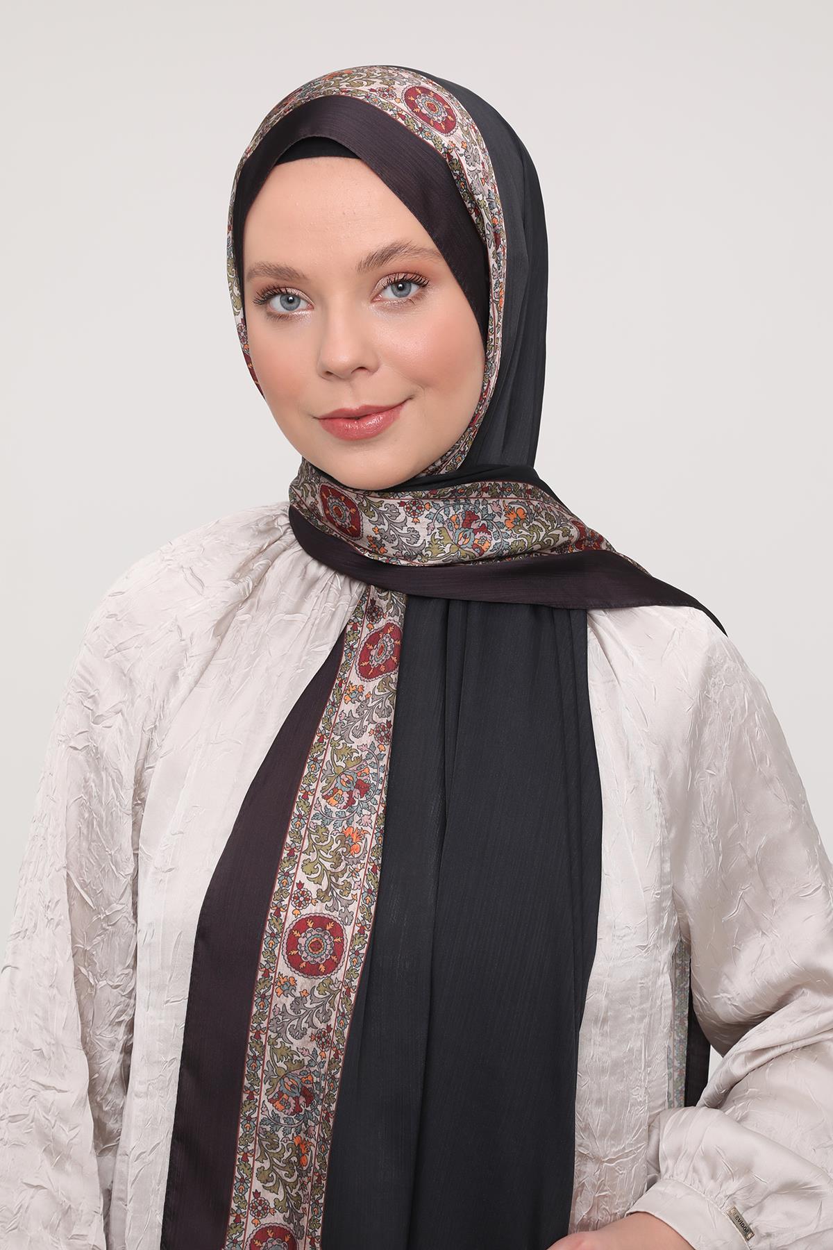 Fivescarf Siyah-Kahve Şeritli Etnik Desen Brand Şal