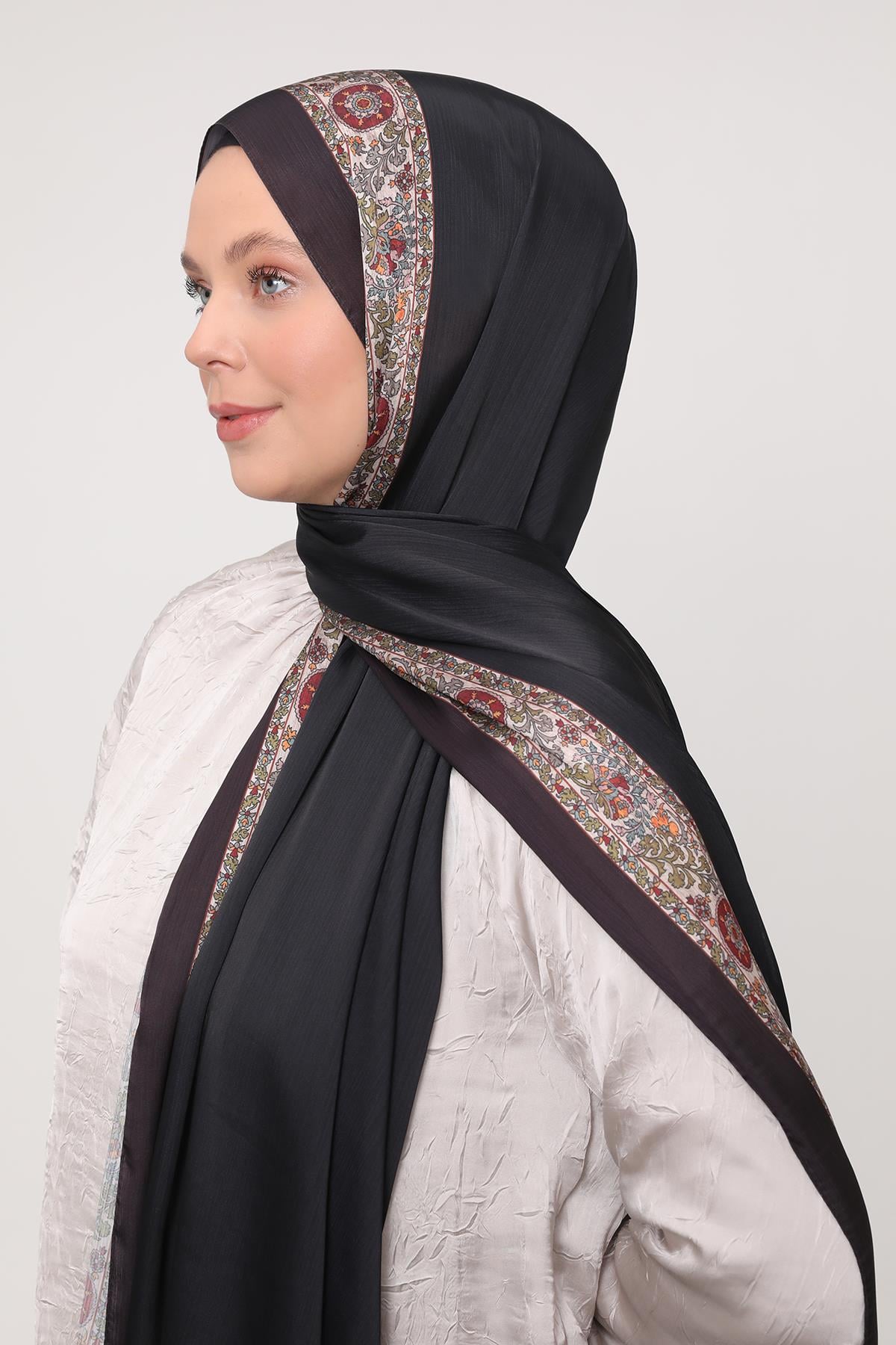 Fivescarf Siyah-Kahve Şeritli Etnik Desen Brand Şal