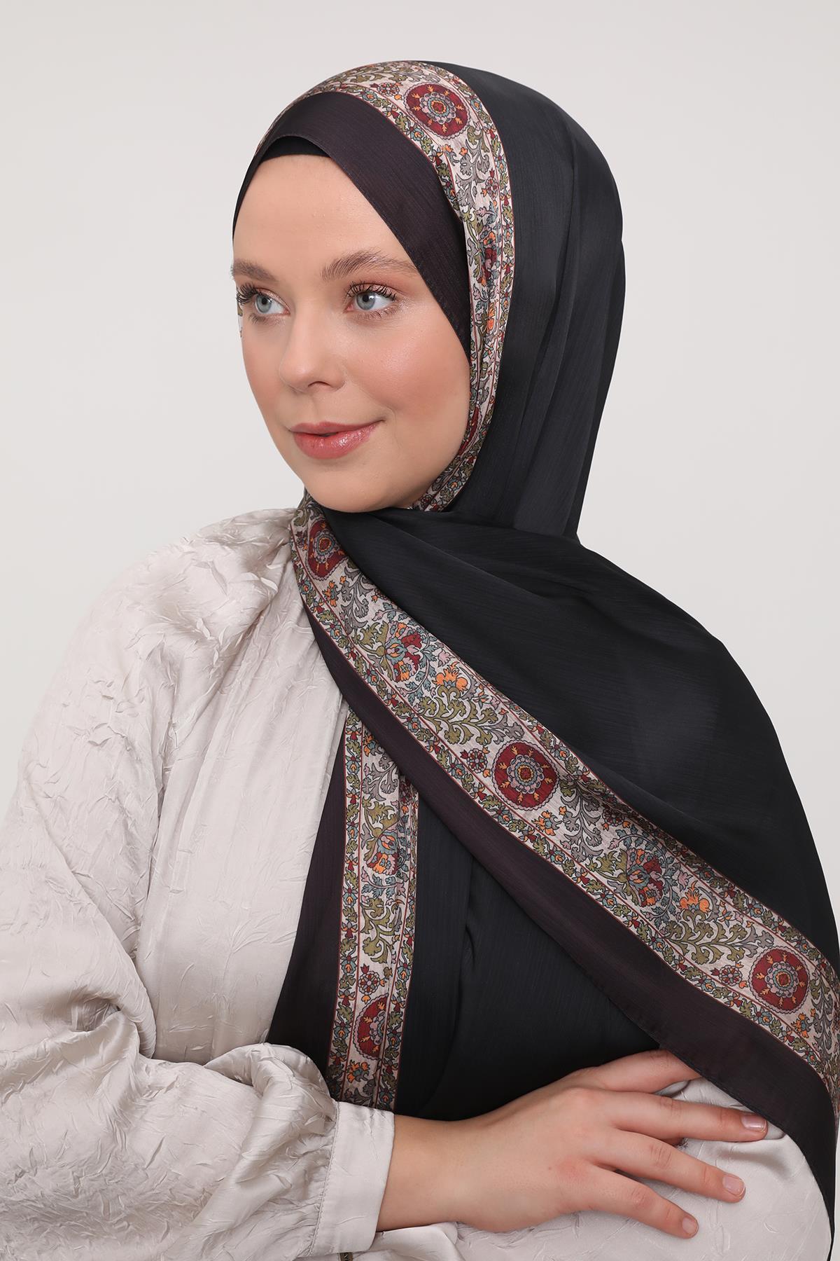 Fivescarf Siyah-Kahve Şeritli Etnik Desen Brand Şal
