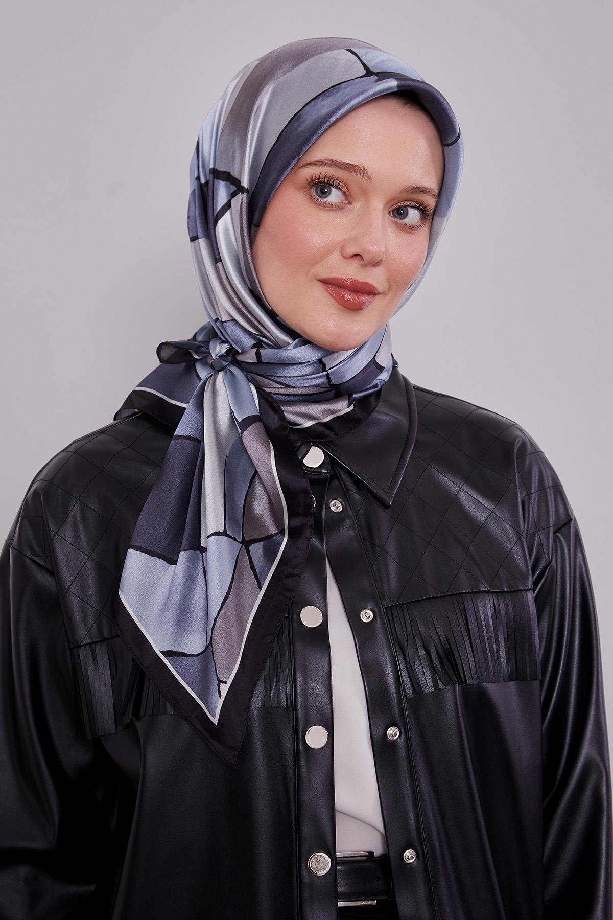 Fivescarf Siyah-Mavi Geometrik Desen Kristal Eşarp