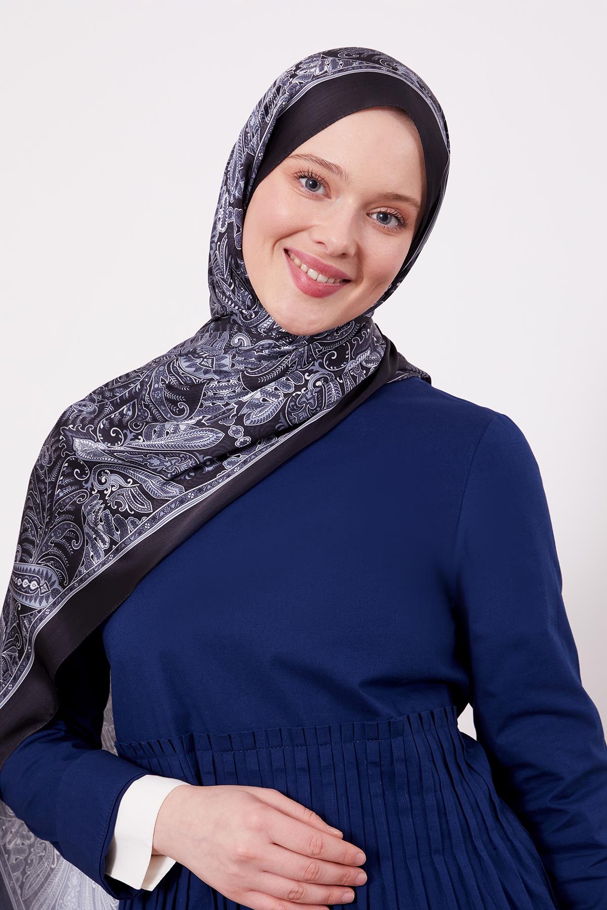 Fivescarf Siyah Motif Desen Brand Şal