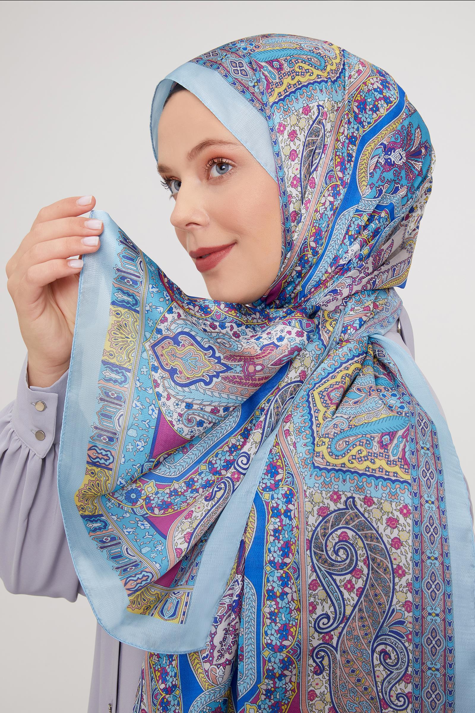 Fivescarf Su Yeşili Etnik Baskılı Vual İpek Şal