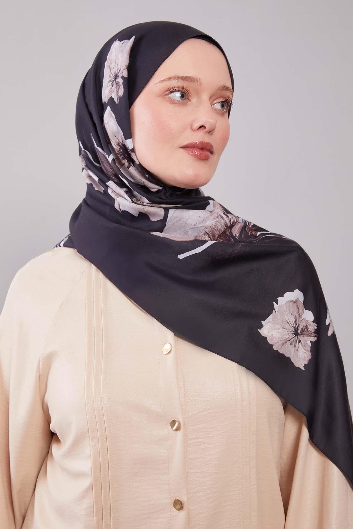 Fivescarf Sütlü Kahve Çicek Desen Clover Şal
