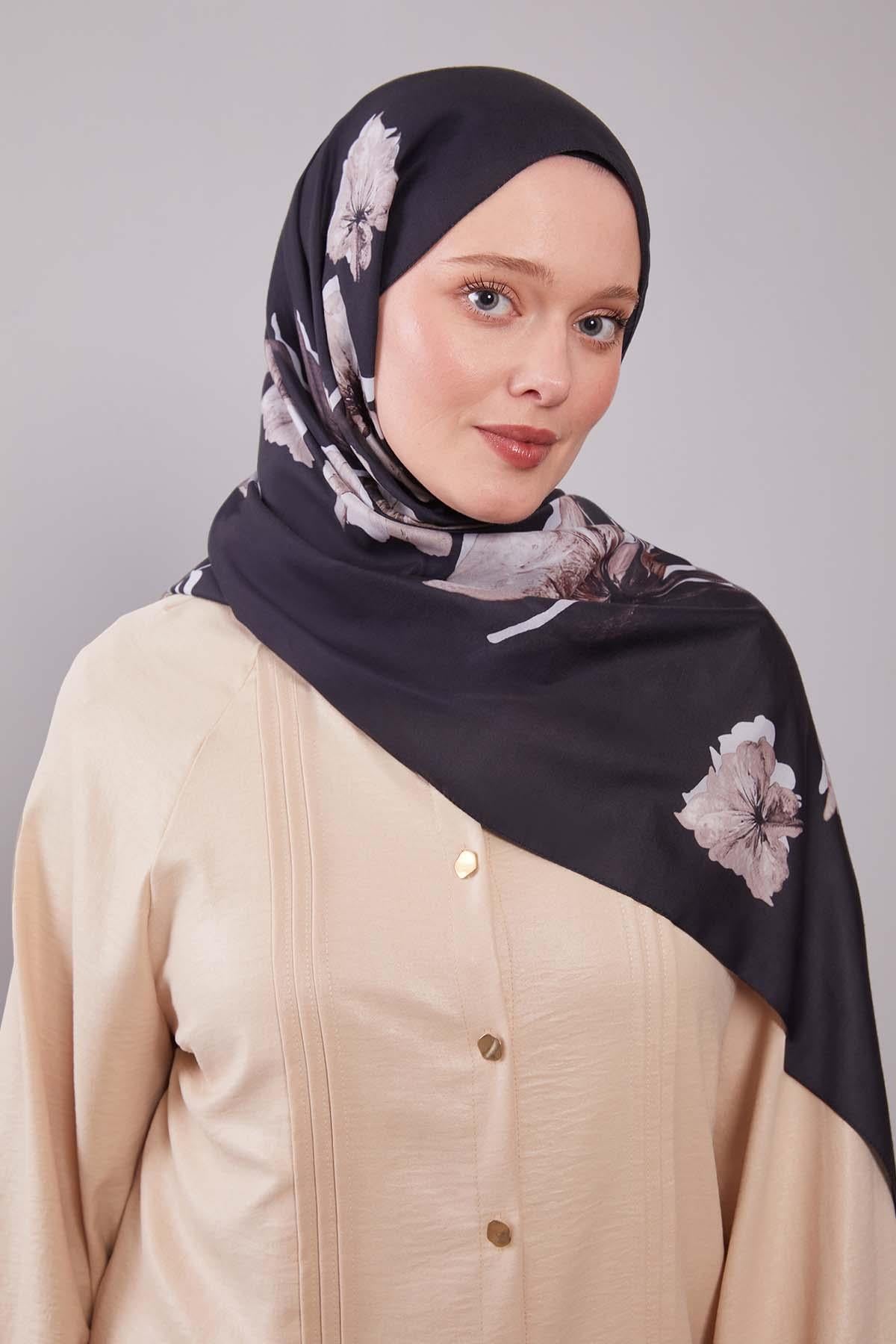 Fivescarf Sütlü Kahve Çicek Desen Clover Şal