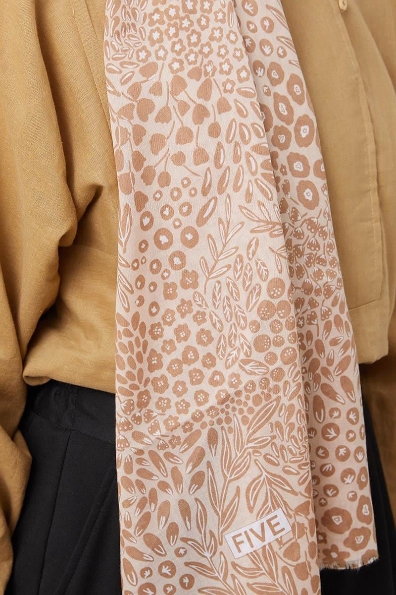 Fivescarf Sütlü Kahve Desenli Cotton Şal
