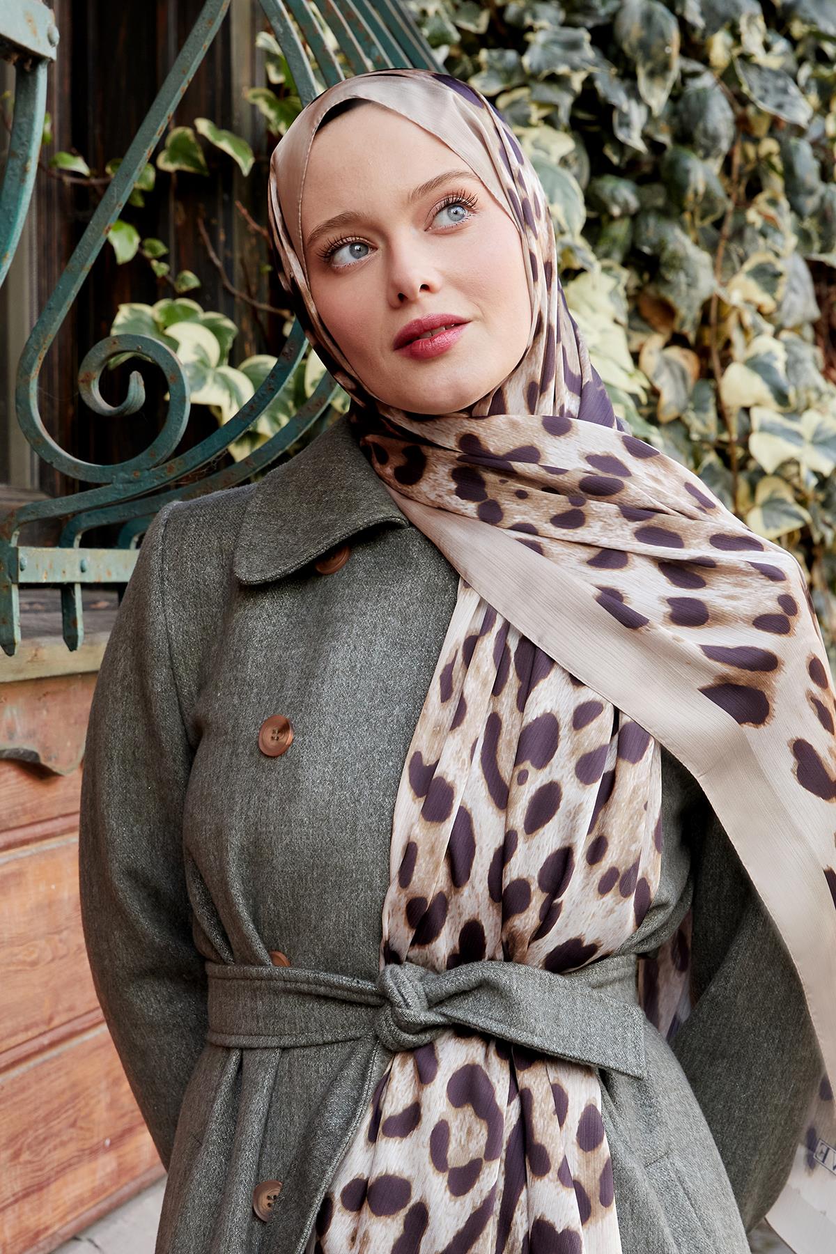 Fivescarf Sütlü Kahve Leopar Desen Brand Şal