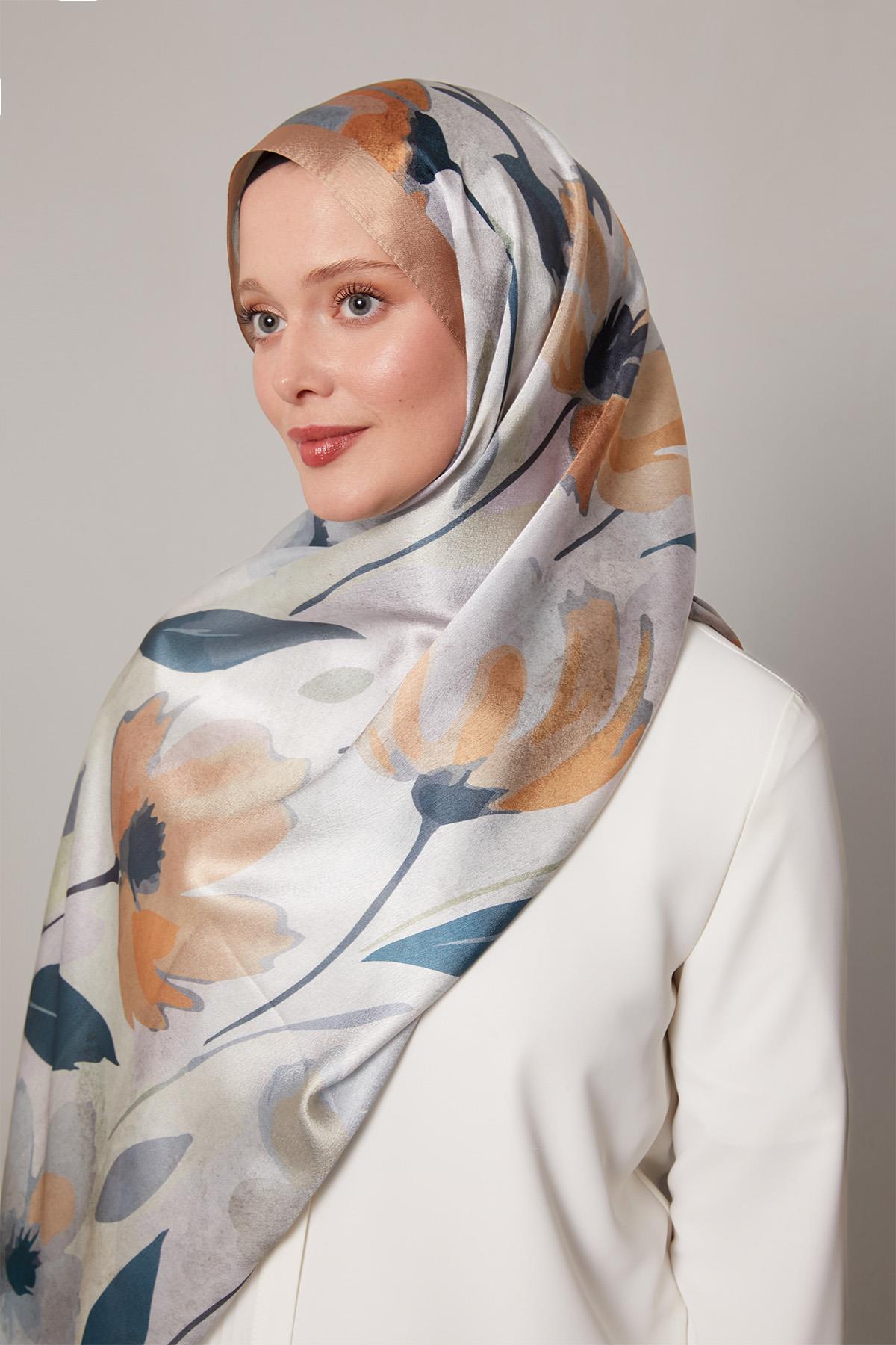 Fivescarf Sütlü Kahve Somut Çiçek Desenli Vual İpek Şal