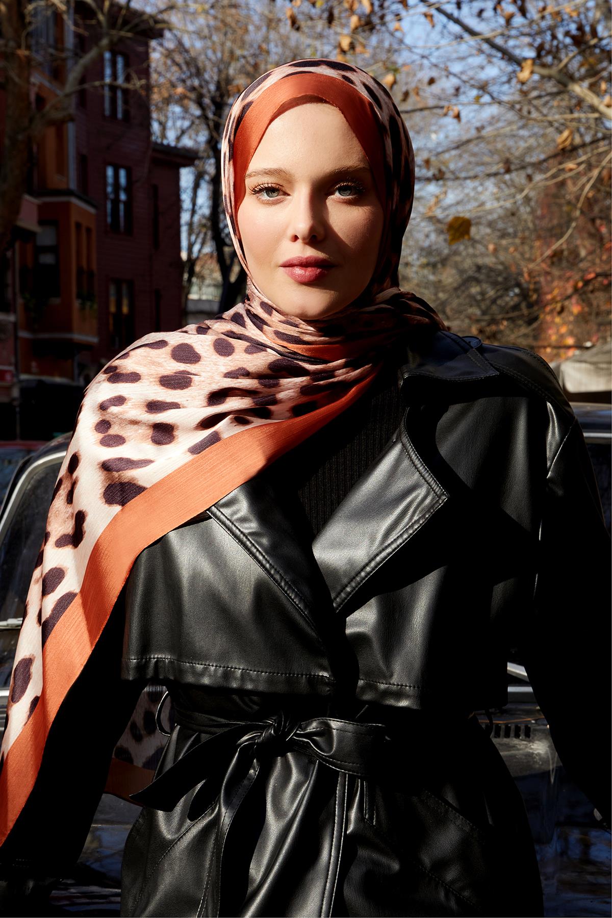 Fivescarf Turuncu Leopar Desen Brand Şal