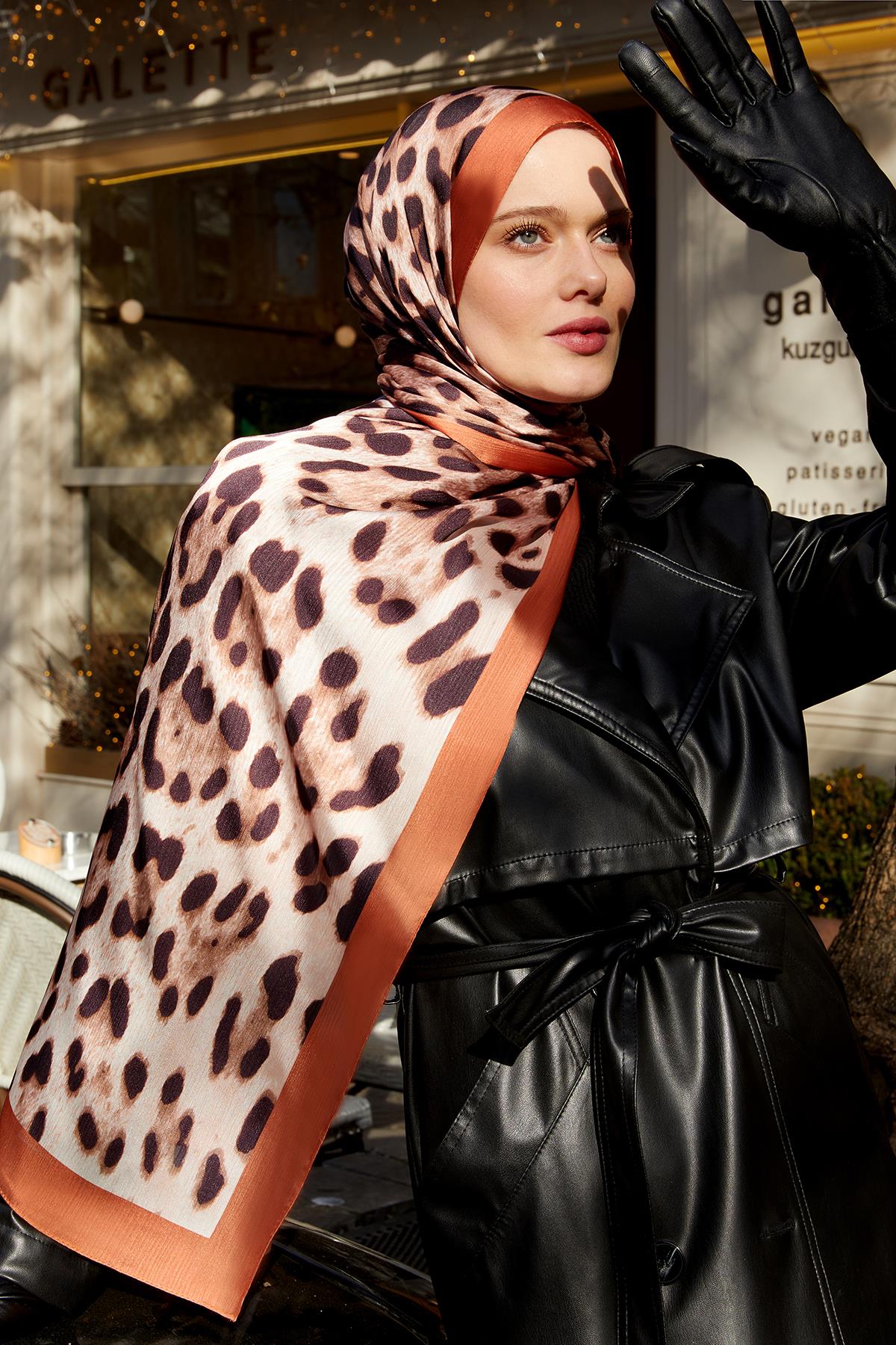 Fivescarf Turuncu Leopar Desen Brand Şal