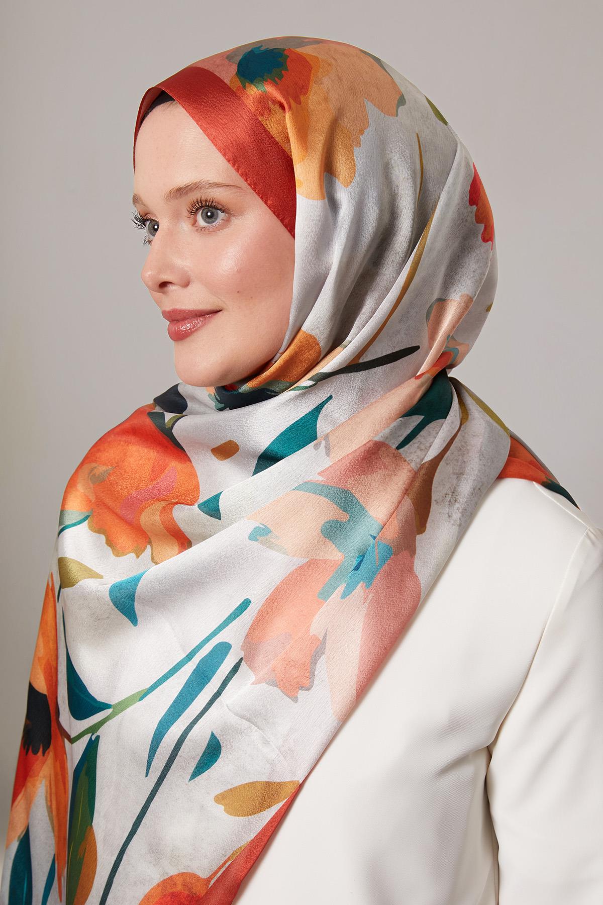 Fivescarf Turuncu Somut Çiçek Desenli Vual İpek Şal