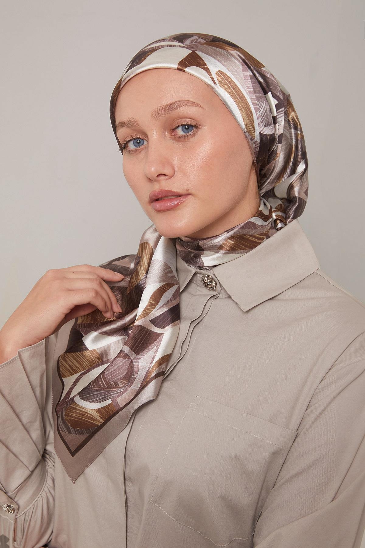 Fivescarf Vizon Çiçek Desen Kristal Eşarp