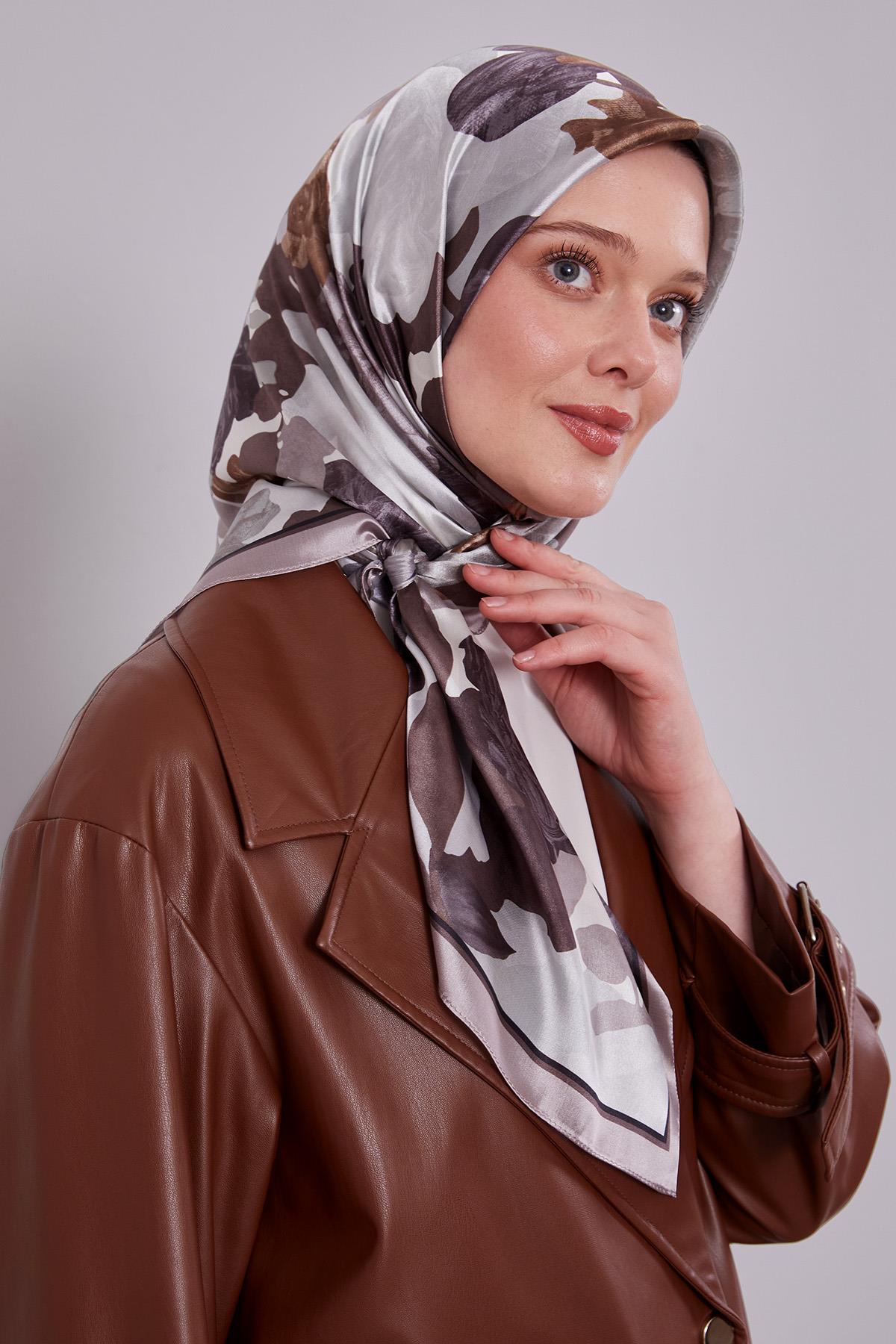 Fivescarf Vizon Gül Desen Kristal Eşarp
