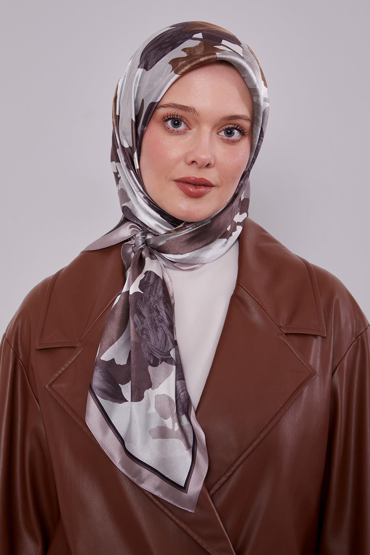 Fivescarf Vizon Gül Desen Kristal Eşarp