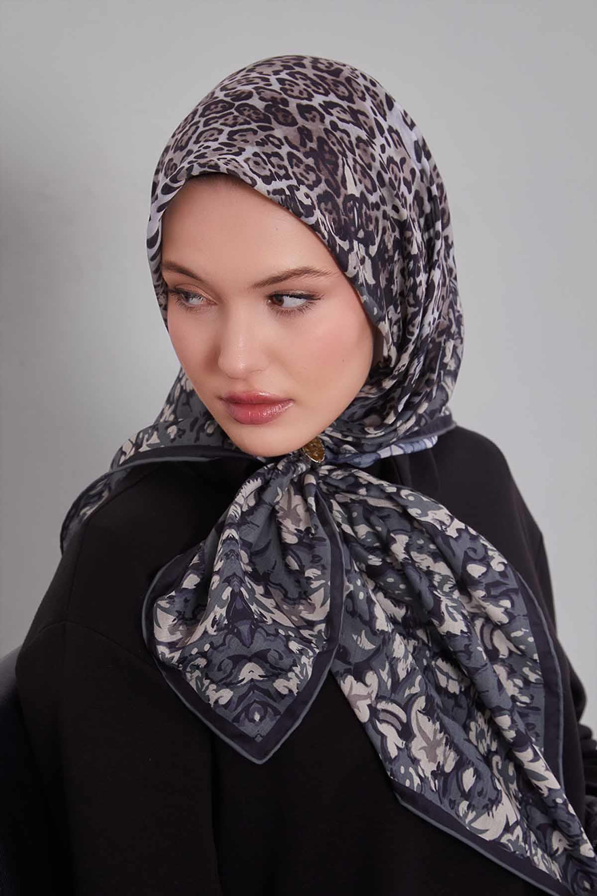Fivescarf Yeşil Karışık Leopar Desen Silk Coton Eşarp