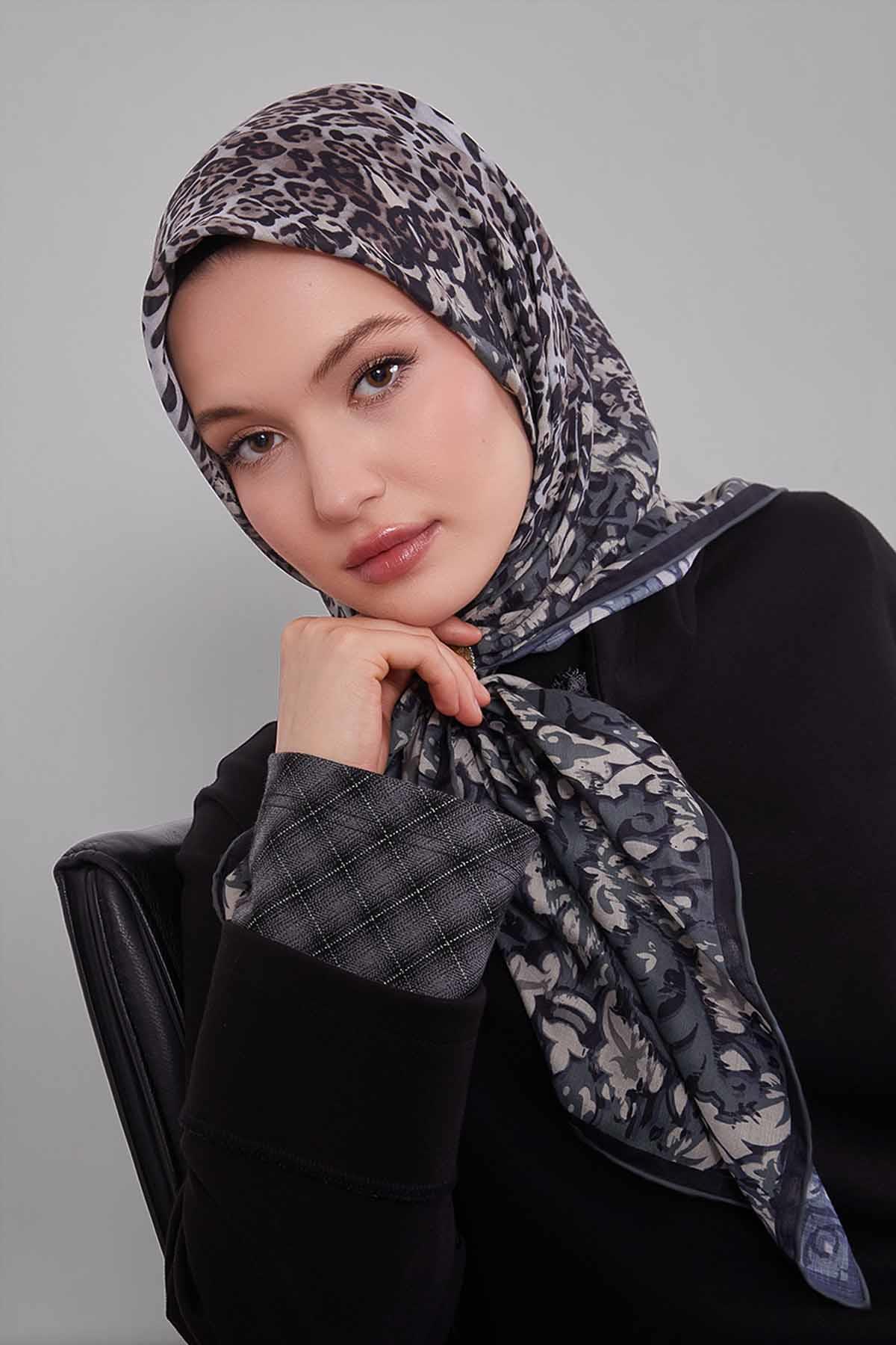 Fivescarf Yeşil Karışık Leopar Desen Silk Coton Eşarp