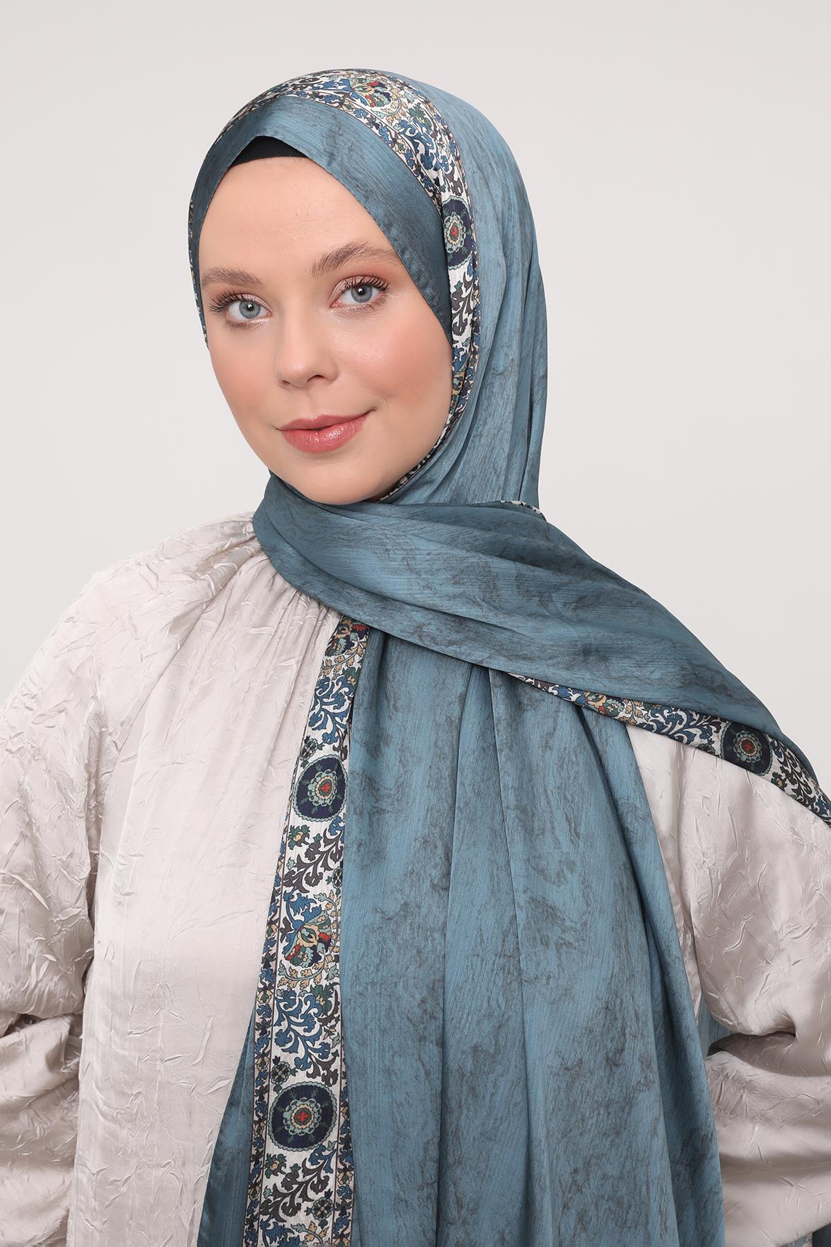 Fivescarf Yosun Yeşili Şeritli Etnik Desen Brand Şal