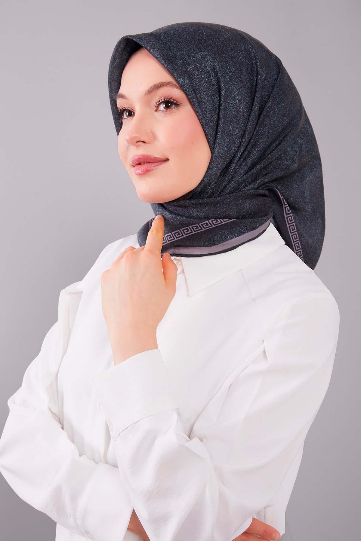 Fivescarf Zümrüt Kenar Motifli Silk Cotton Eşarp