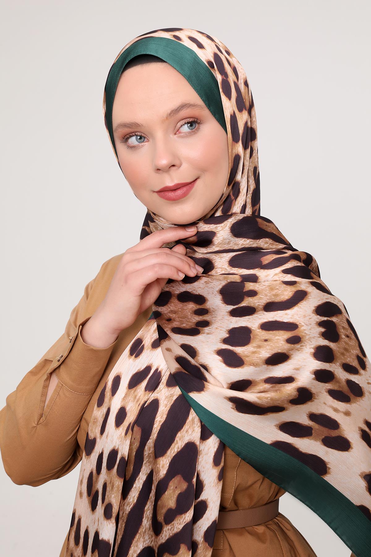 Fivescarf Zümrüt Leopar Desen Brand Şal