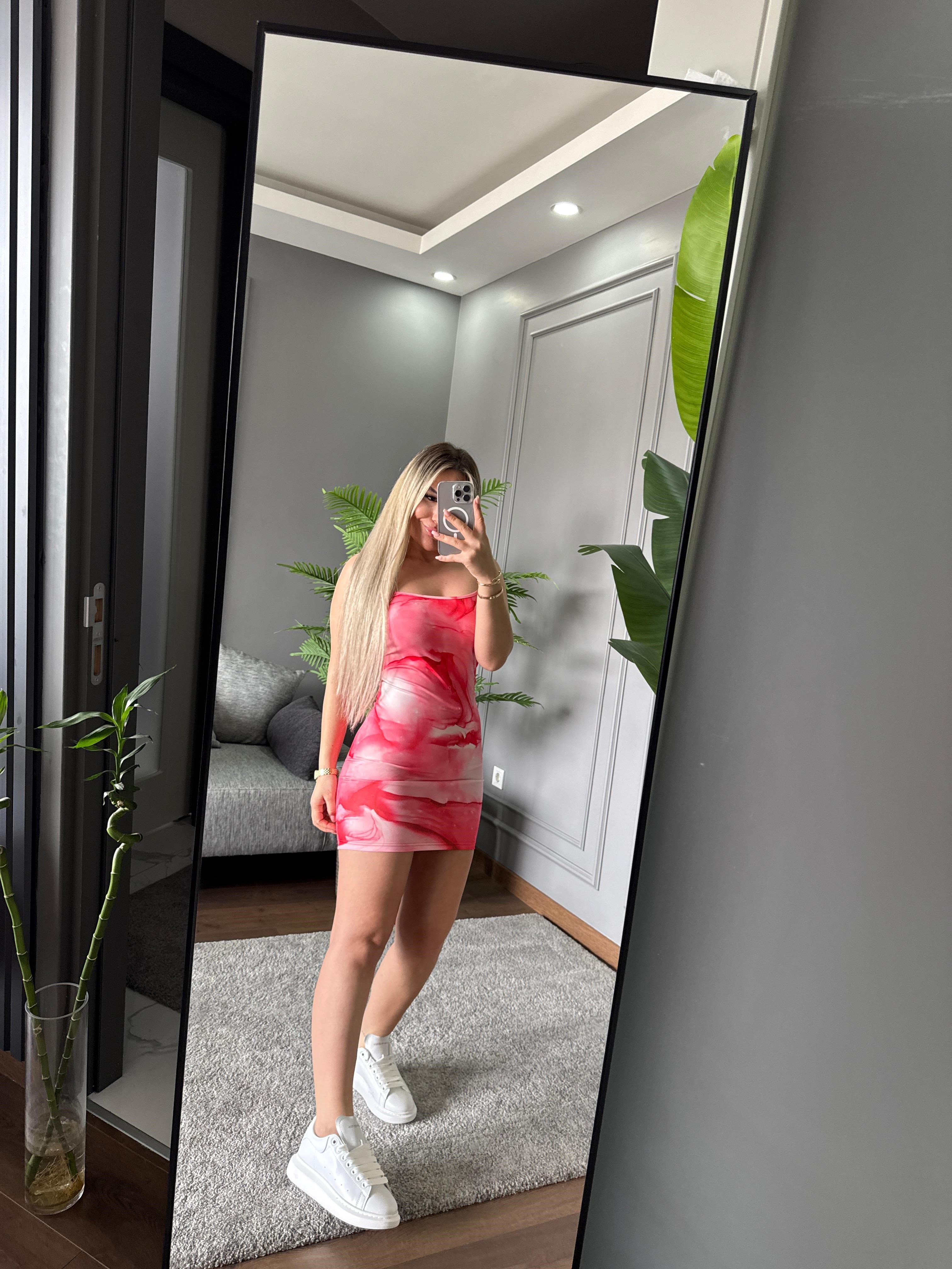 ASKILI MİNİ ELBİSE