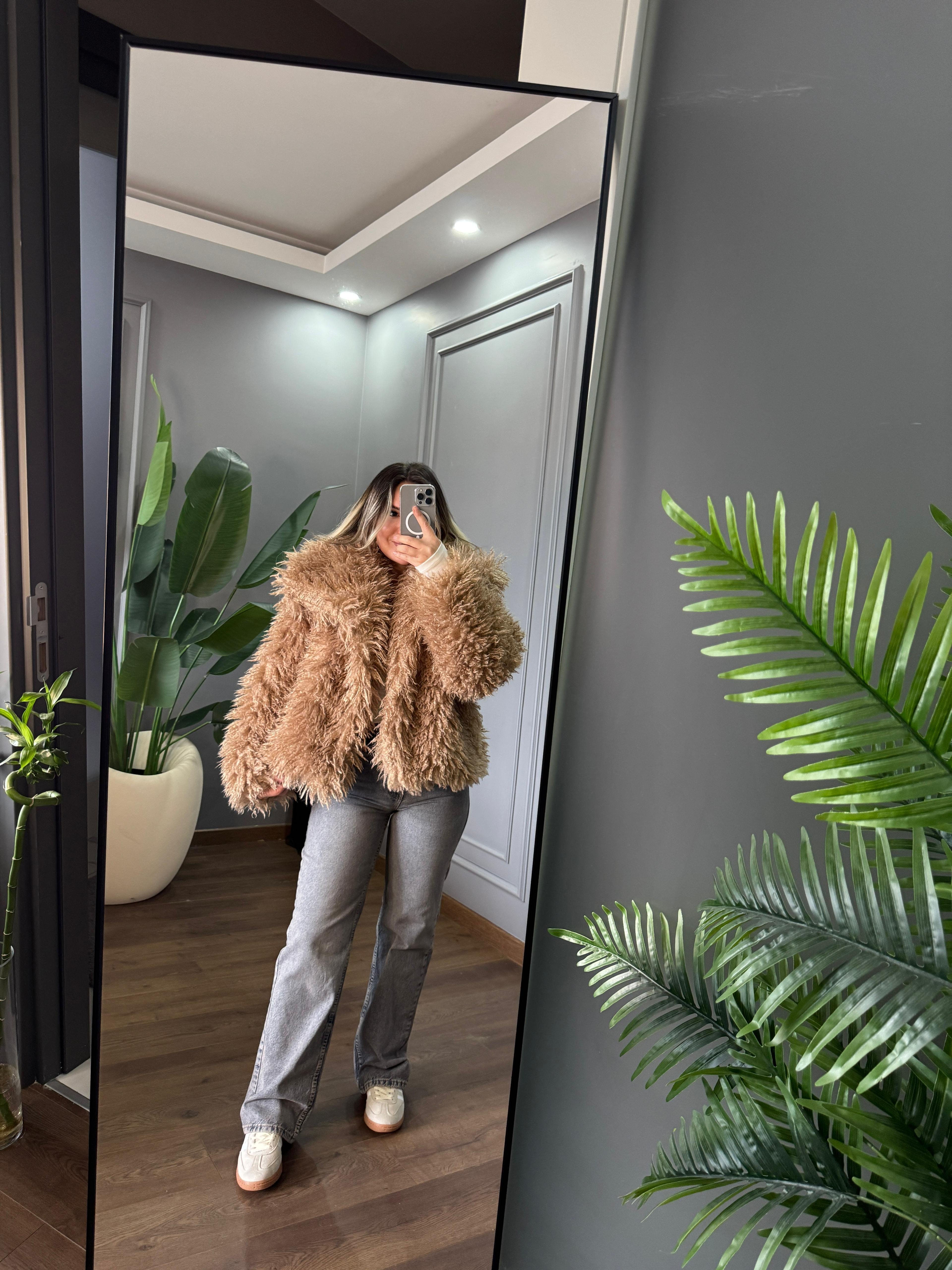 ASTARLI KIRÇILLI KÜRK 