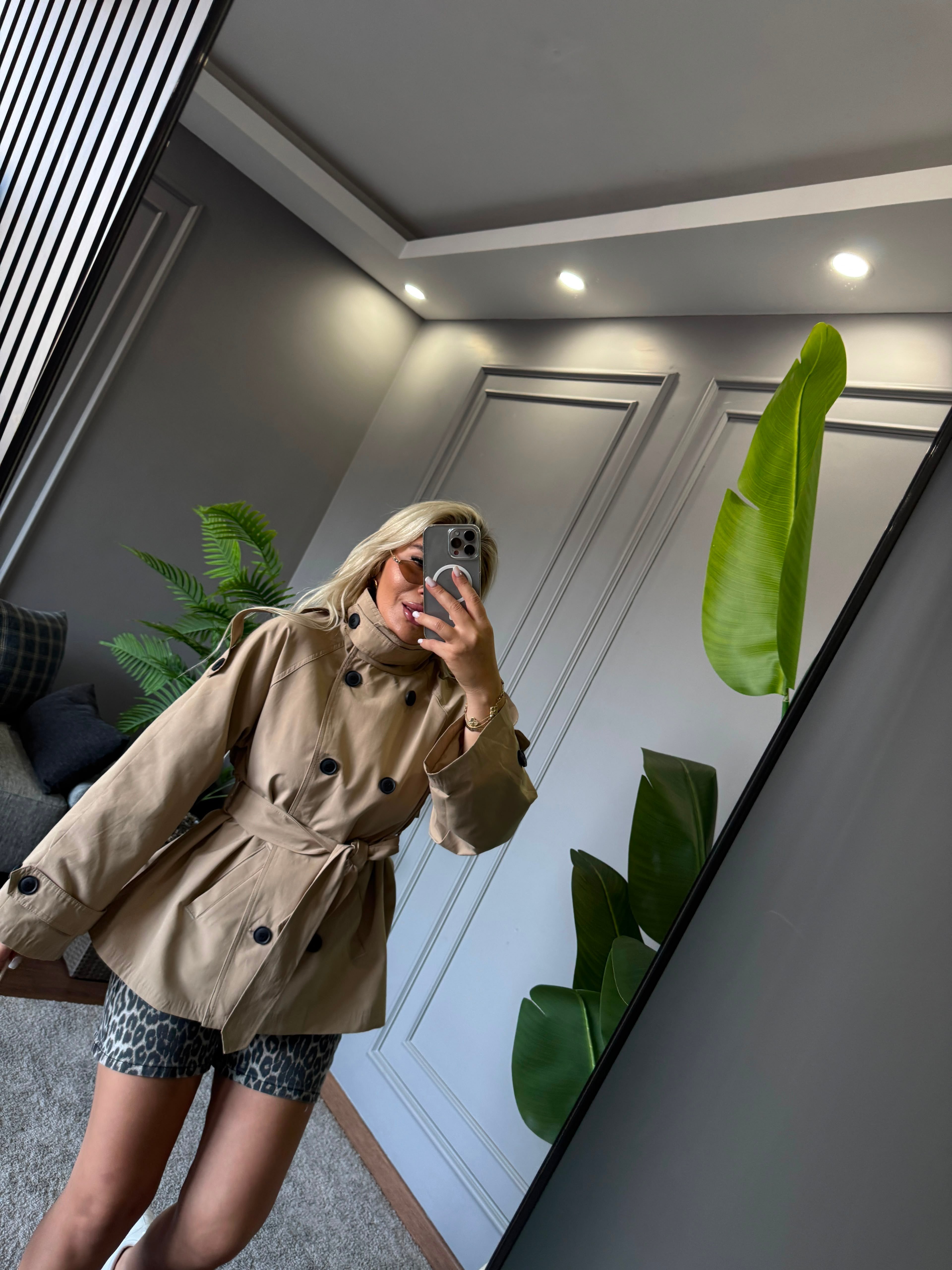 ASTARLI TRENCH