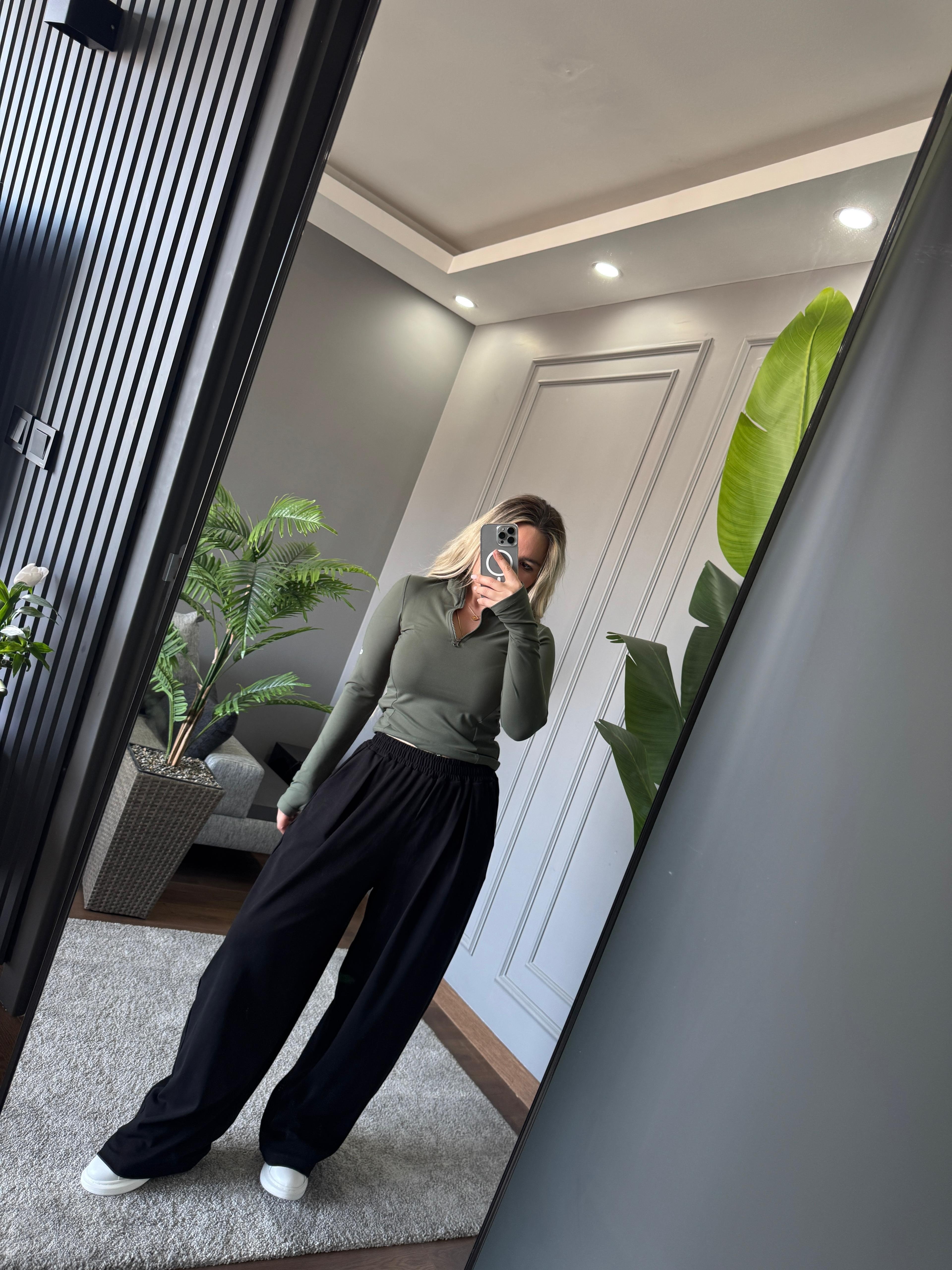 BERSHK EŞOFMAN ALTI 