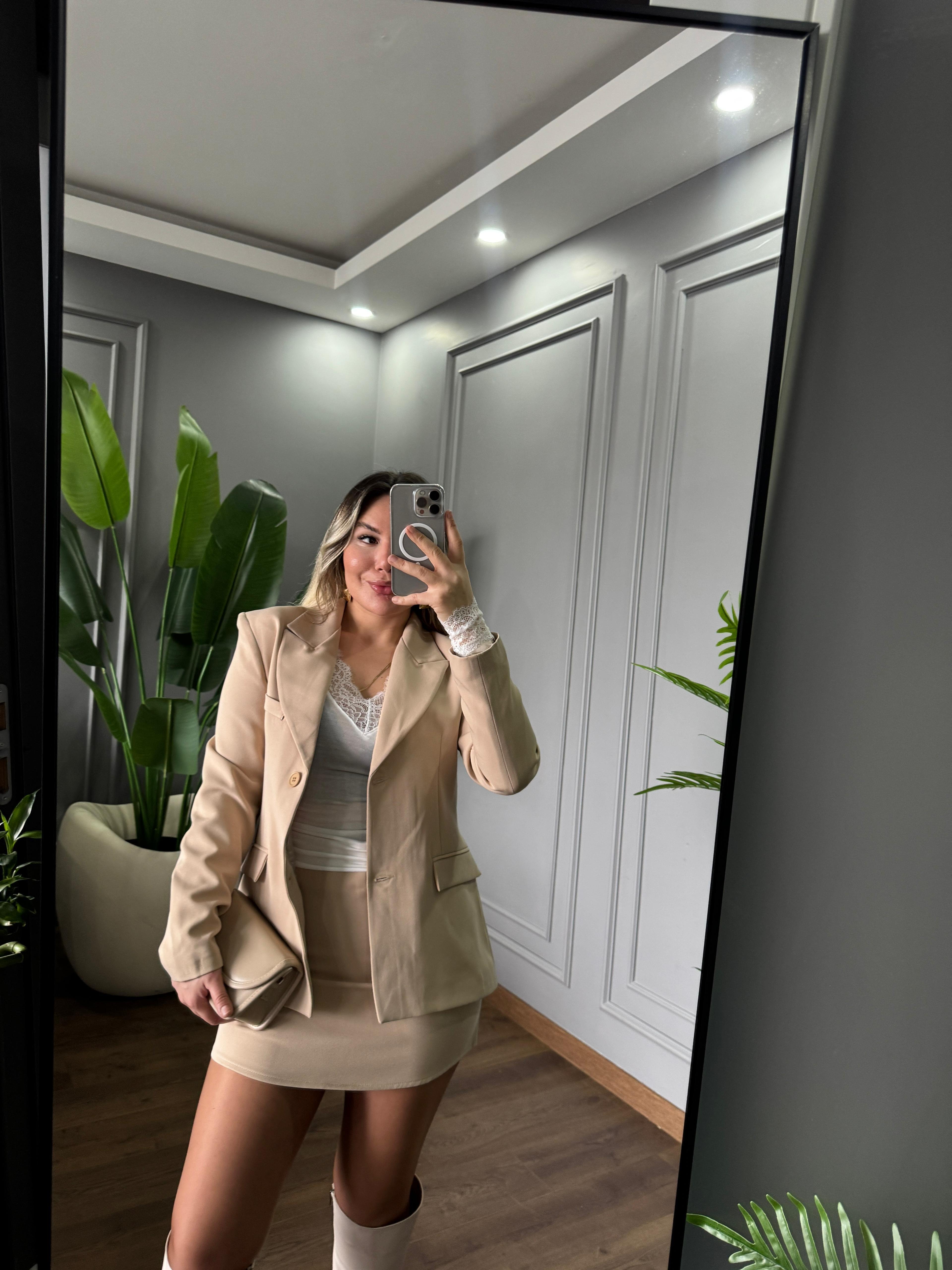 BLAZER ETEKLİ ŞIK TAKIM