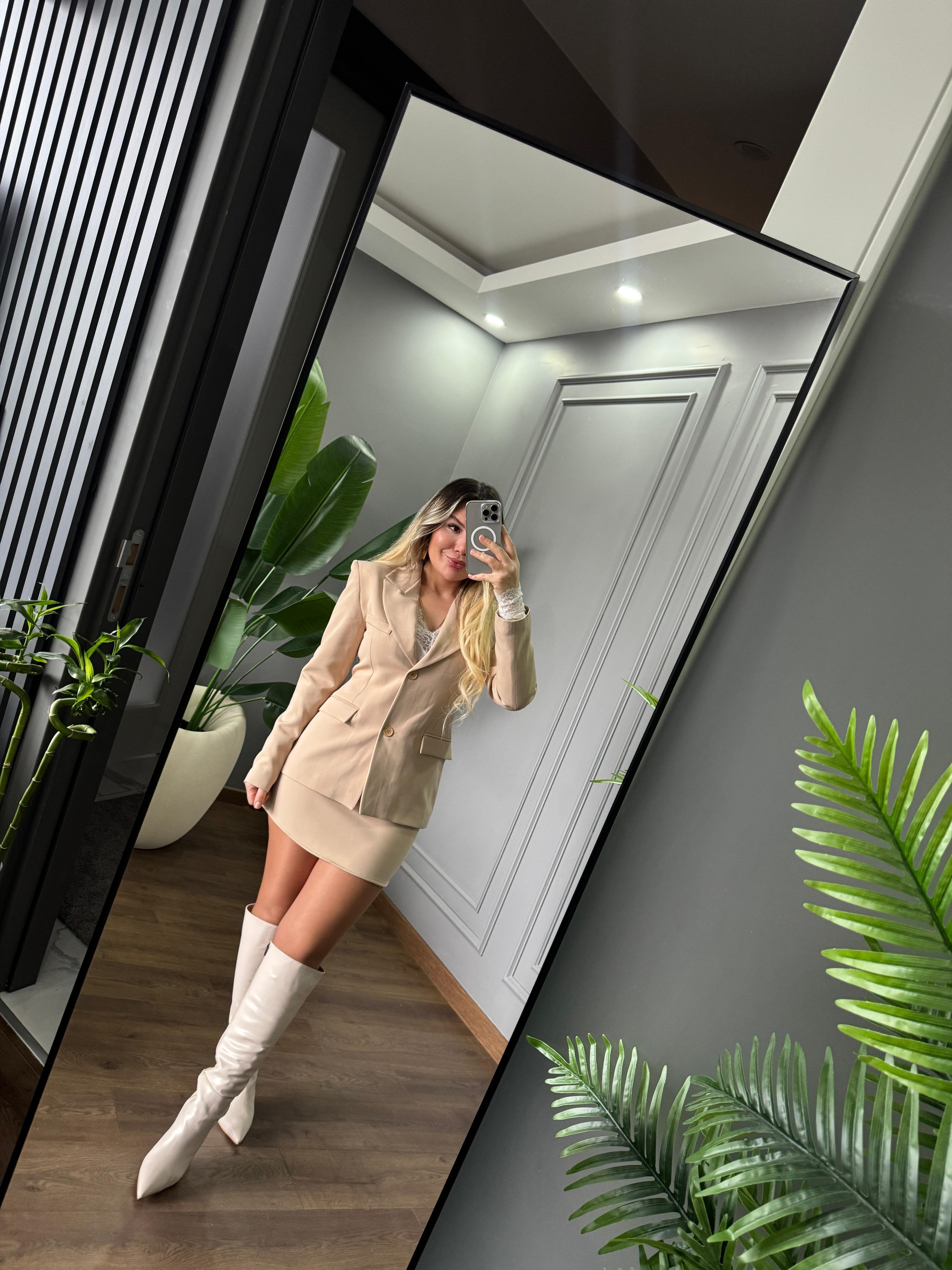 BLAZER ETEKLİ ŞIK TAKIM
