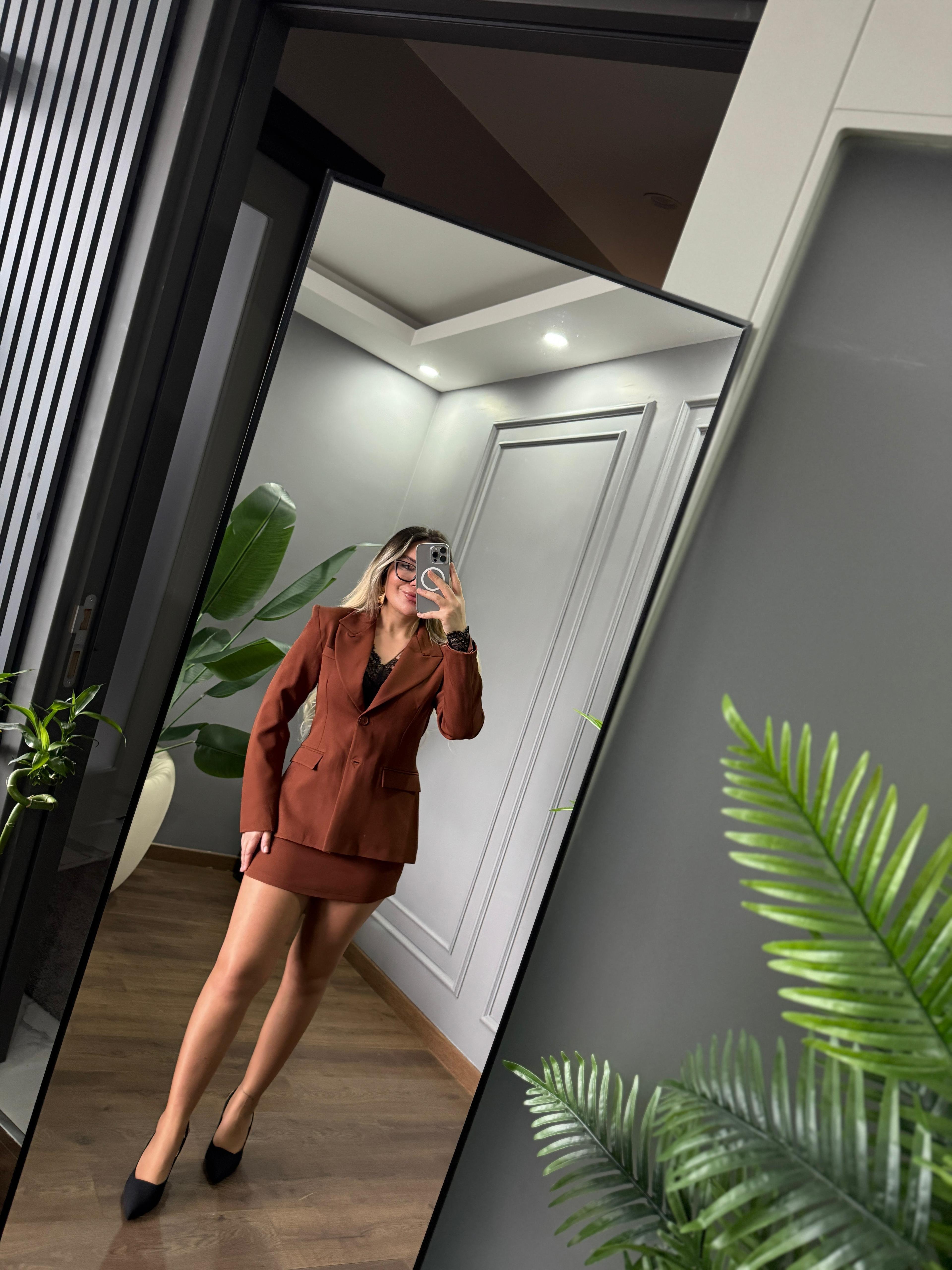 BLAZER ETEKLİ ŞIK TAKIM