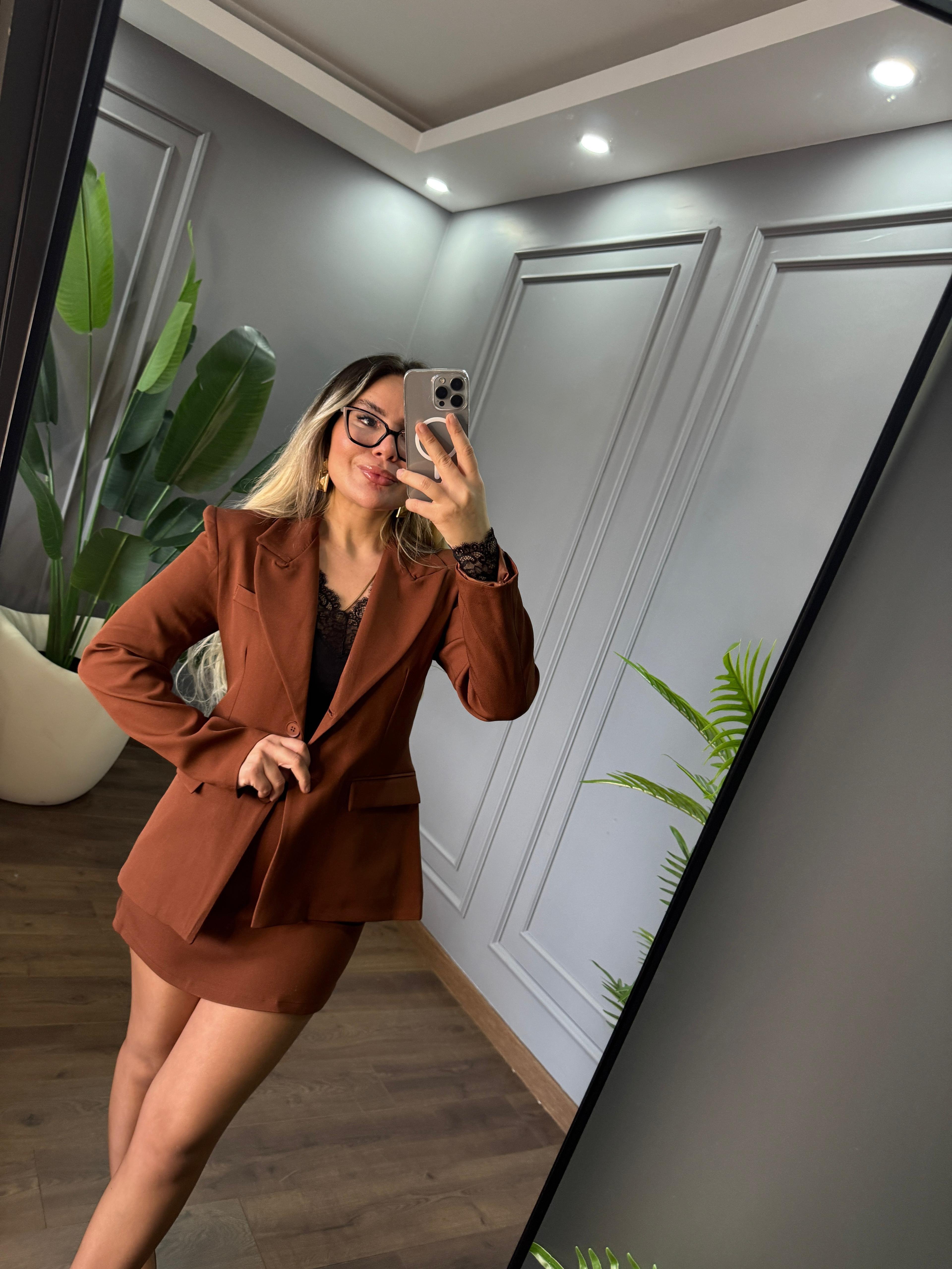 BLAZER ETEKLİ ŞIK TAKIM