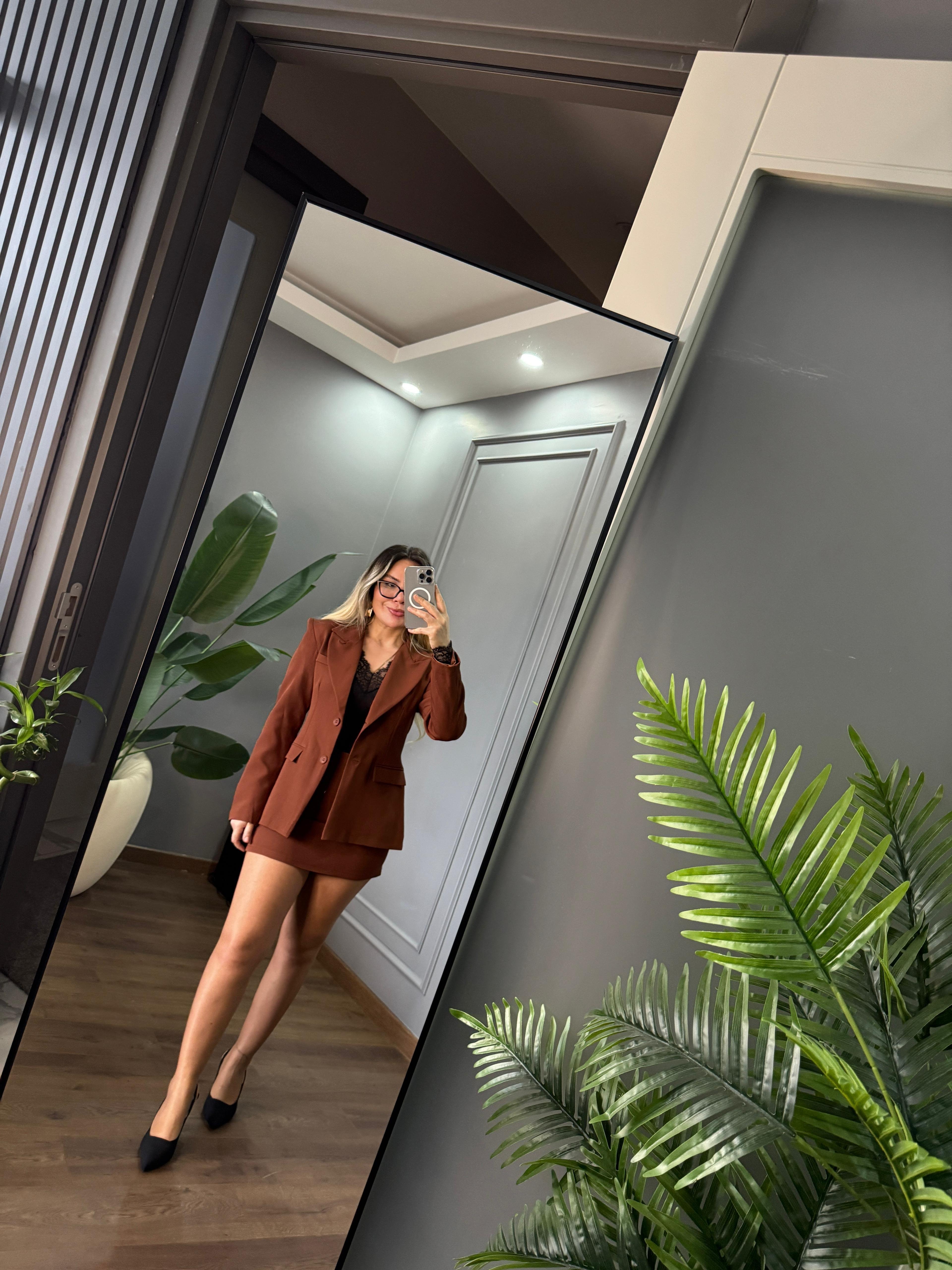 BLAZER ETEKLİ ŞIK TAKIM