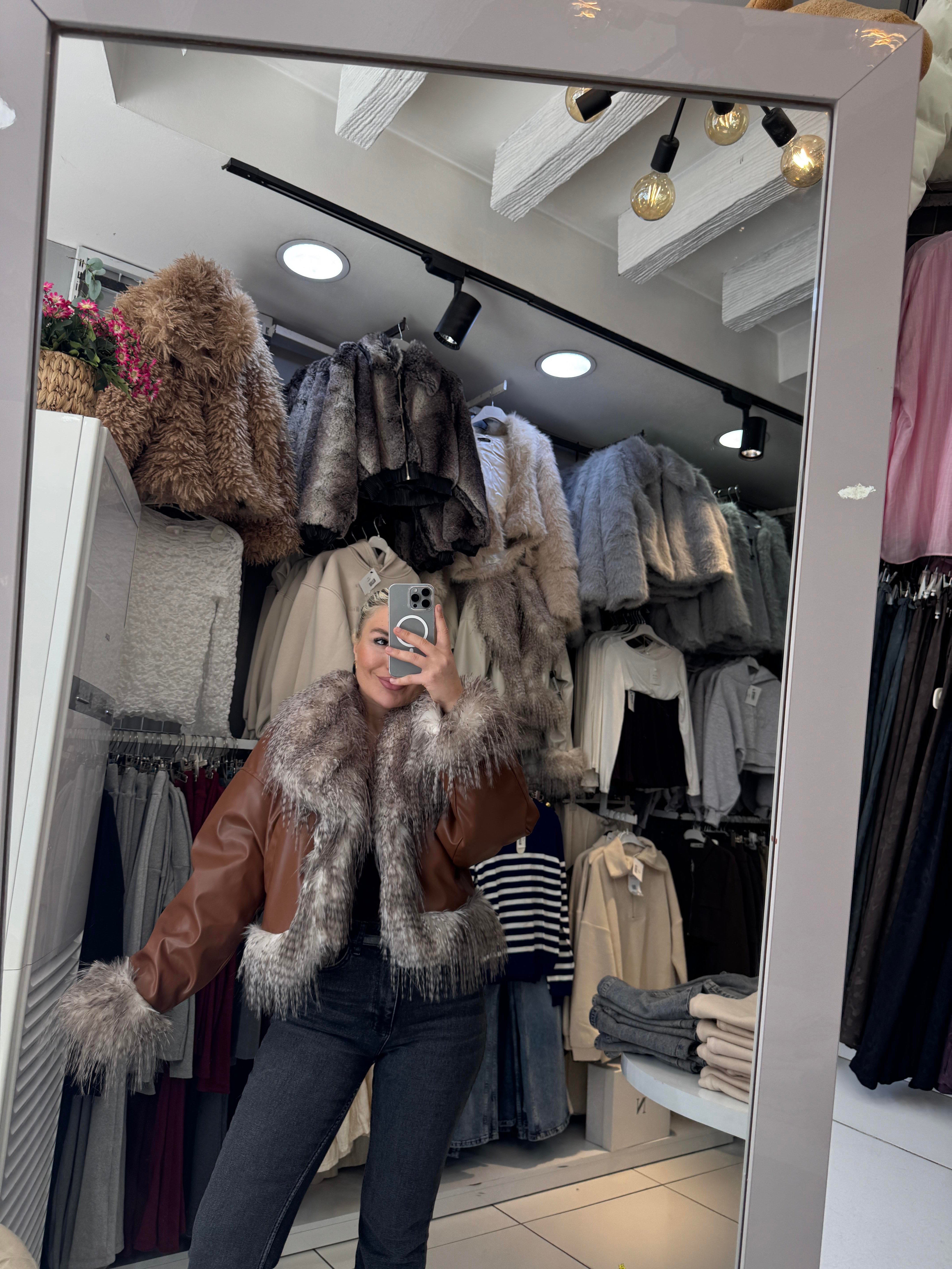 ÇİFT TARAFLI KÜRK 