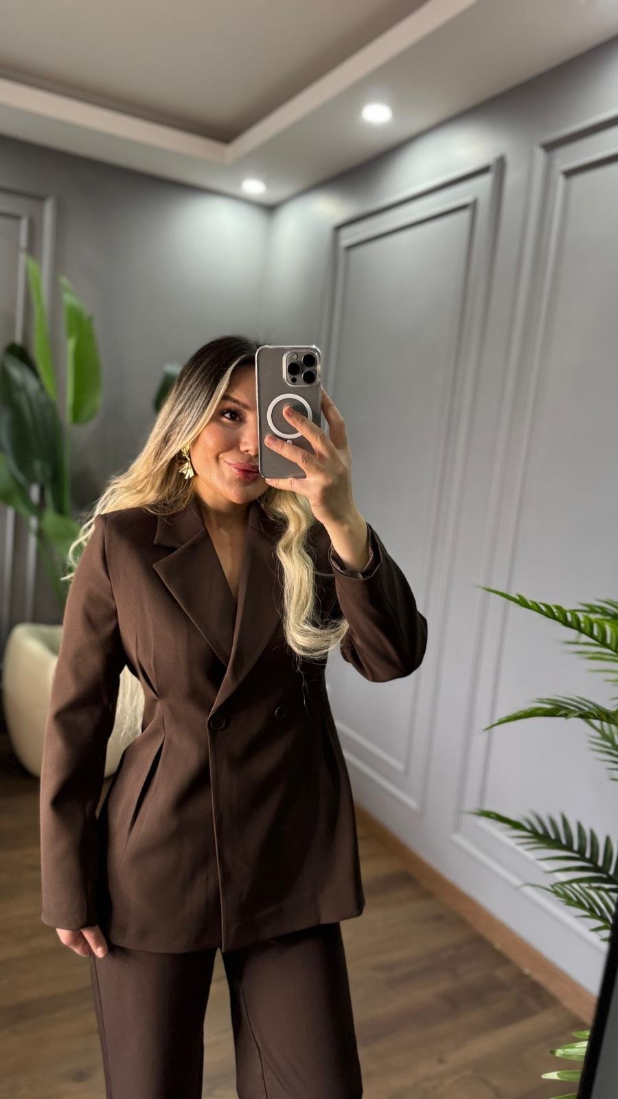 DÜĞME DETAY BLAZER