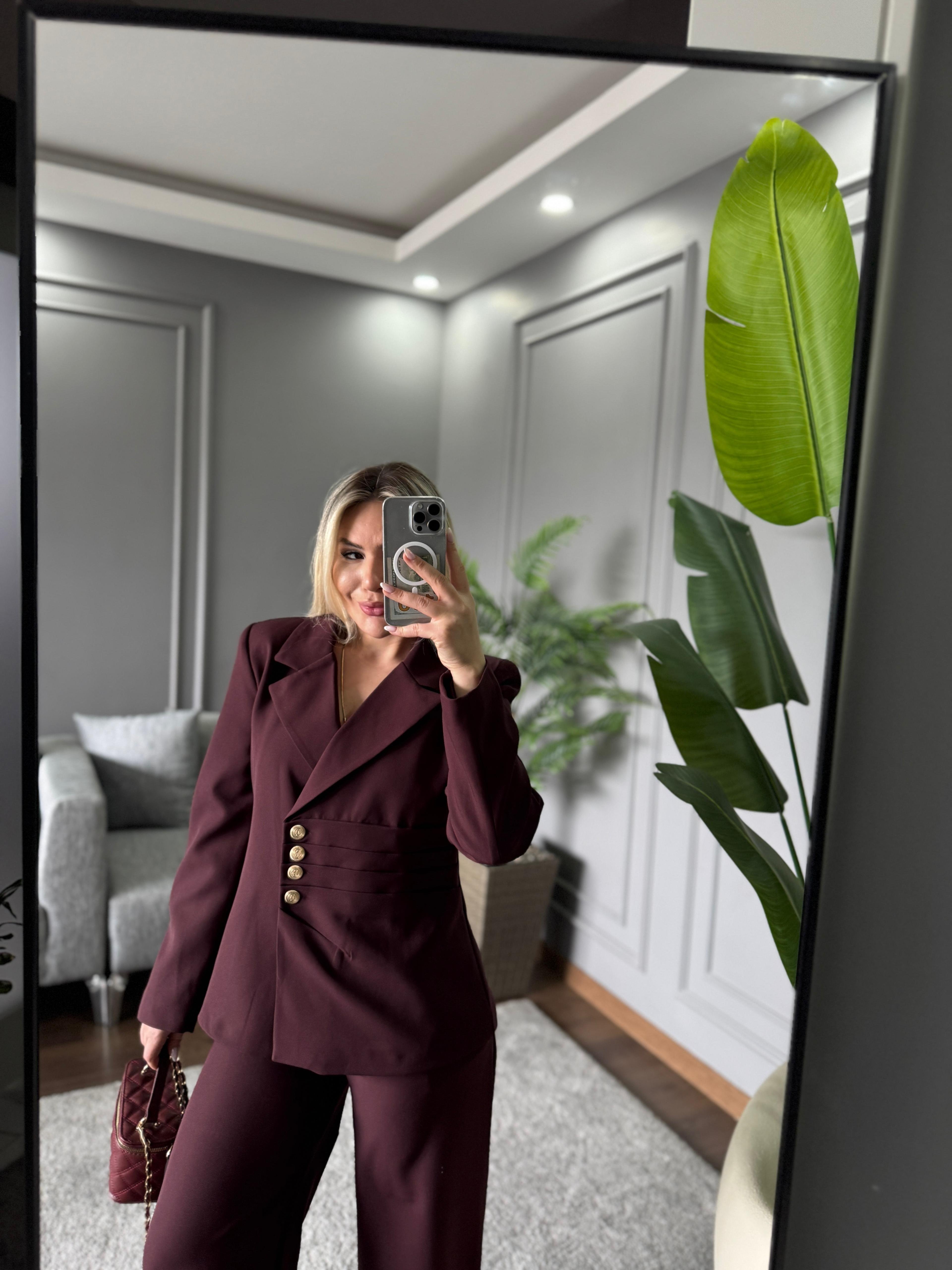 DÜĞME DETAY BLAZER TAKIM