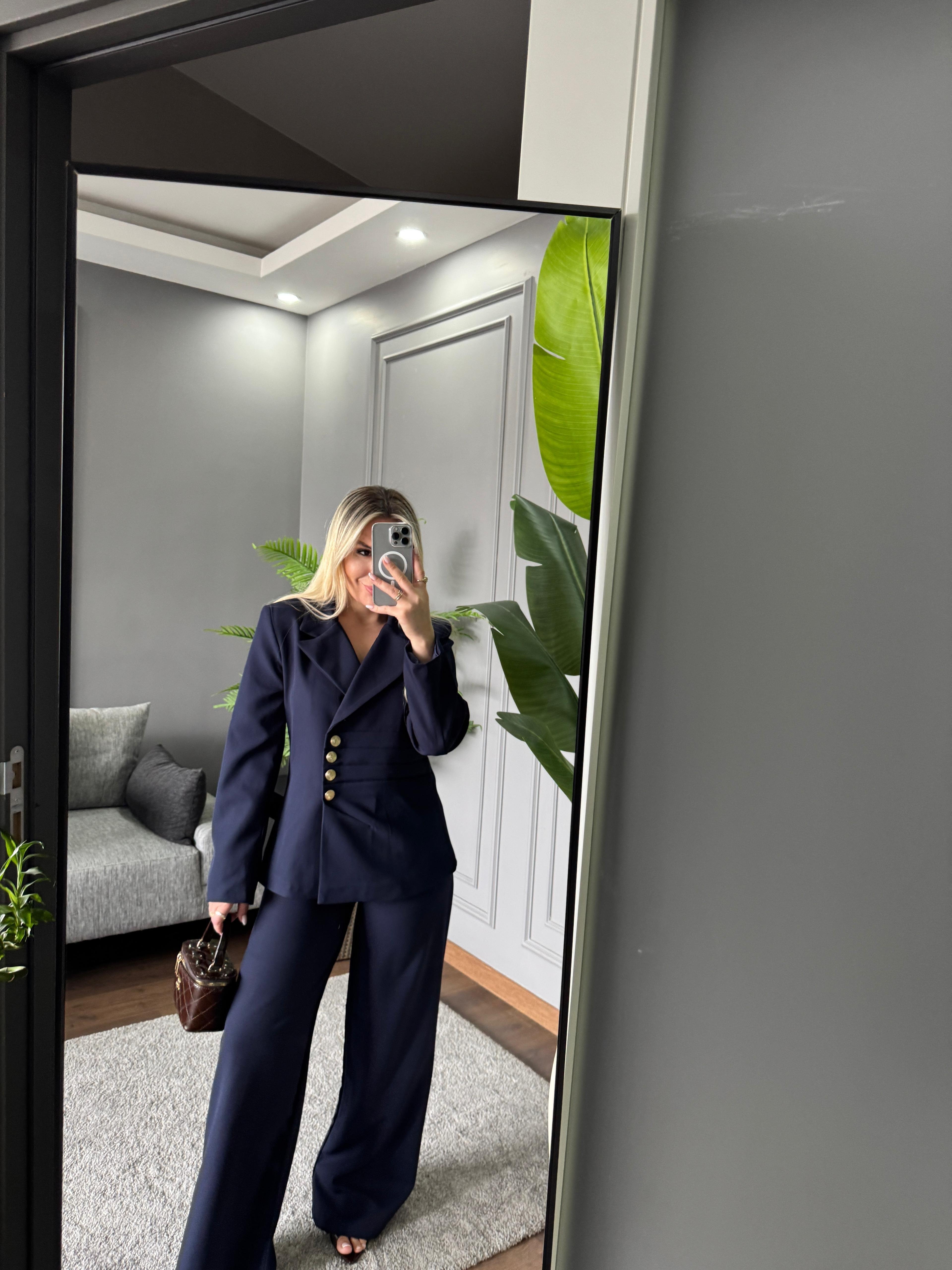 DÜĞME DETAY BLAZER TAKIM 